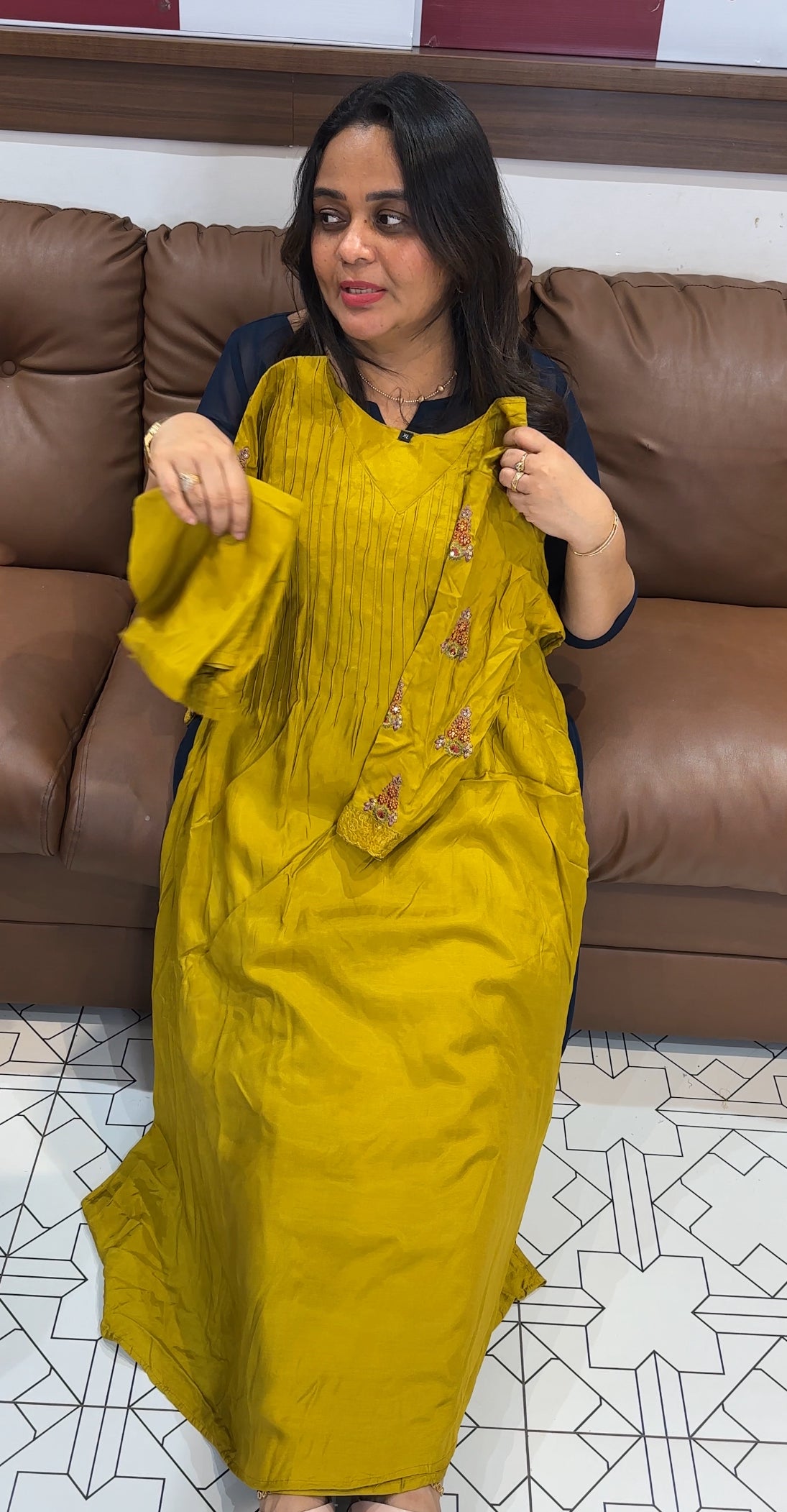 MUSLIN SILK TOP AND BOTTOM  - IHA 27998