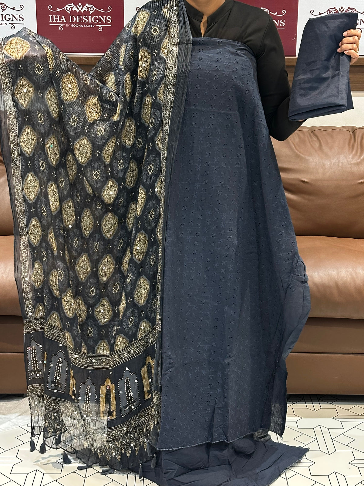OFFER SALES UNSTITCHED SALWAR SUITS - IHA 35812