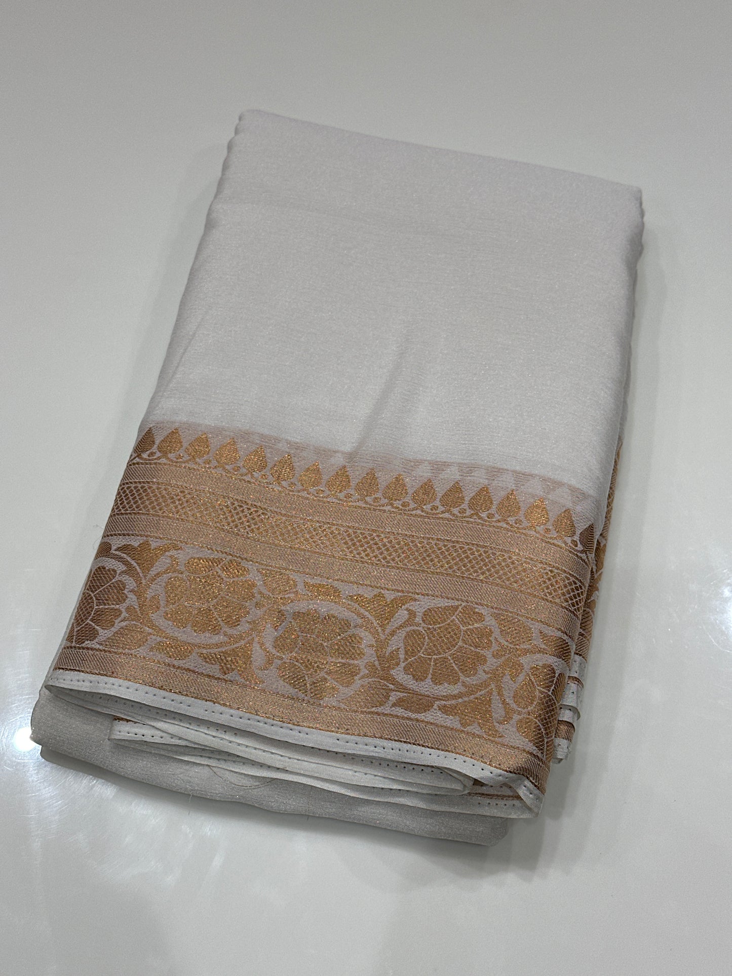 OFFER SALES SAREES - IHA 27171