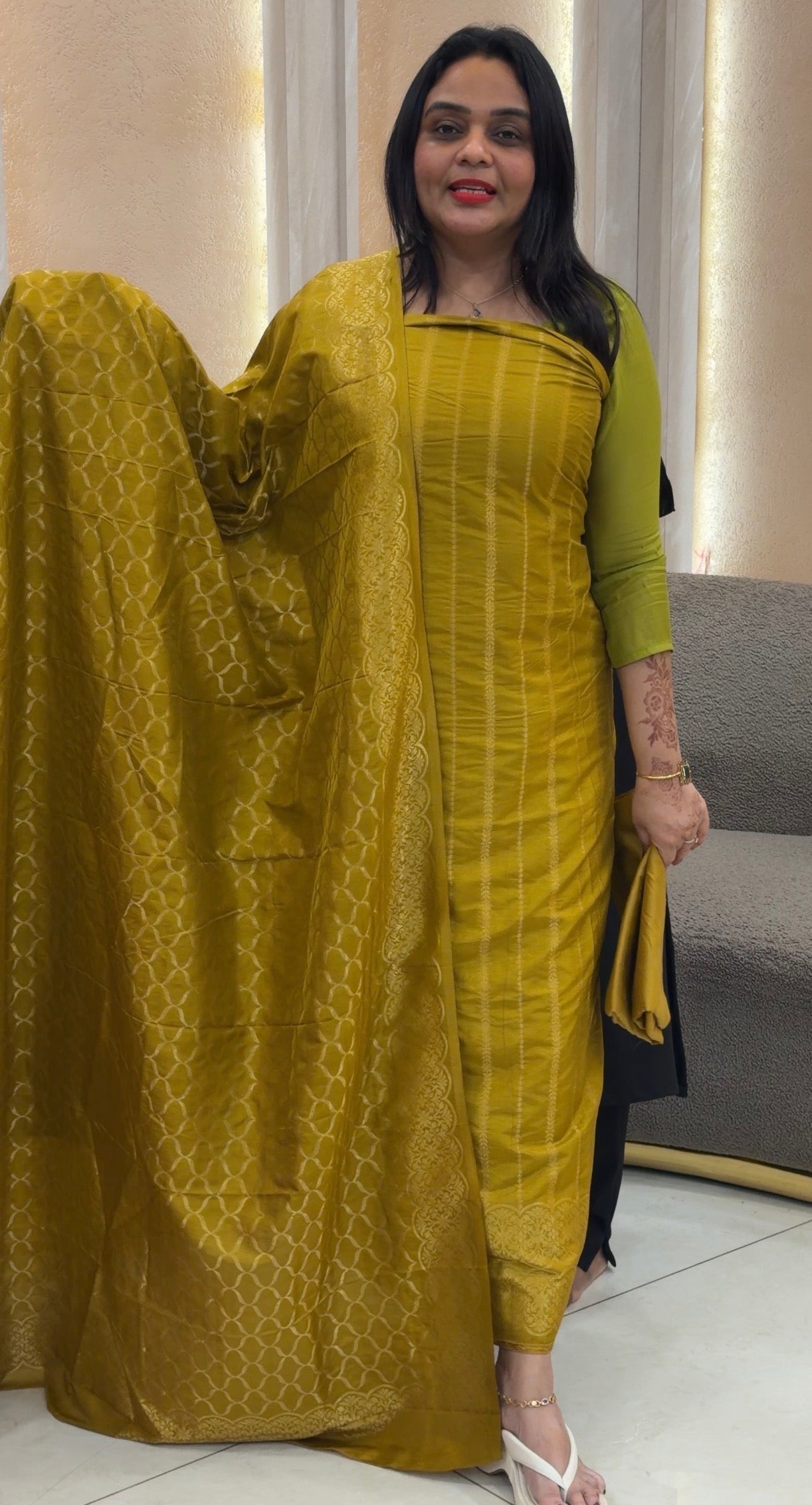 BANARASI UNSTITCHED SALWAR SUITS - IHA 33315