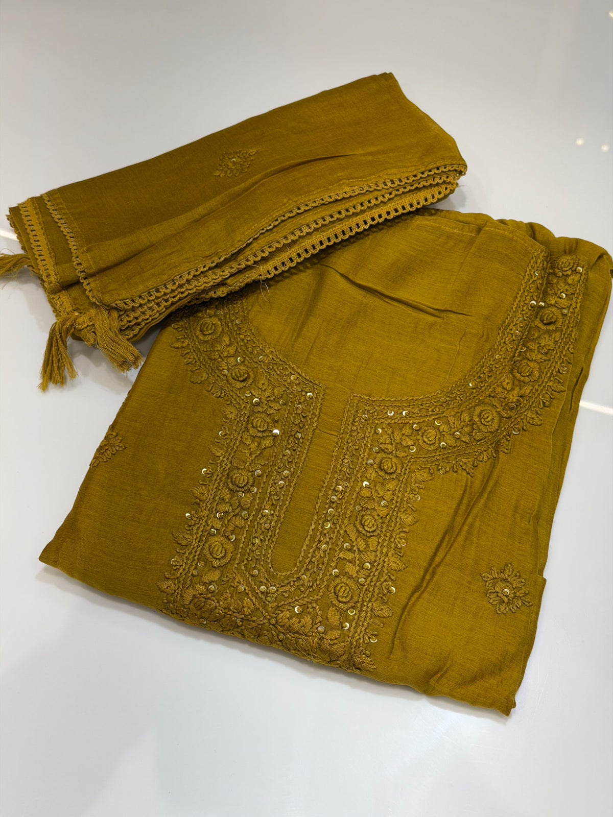 CHIKANKARI UNSTITCHED SALWAR SUIST - IHA 35968