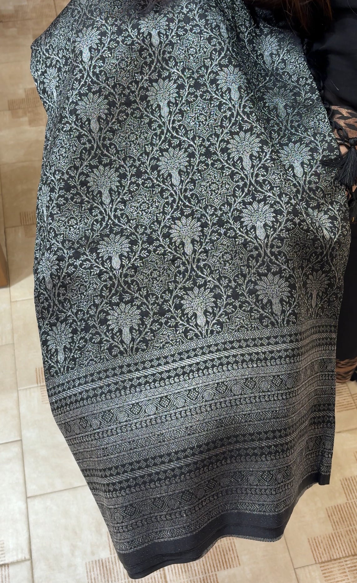 KATAN BANARASI SAREES - IHA 24138