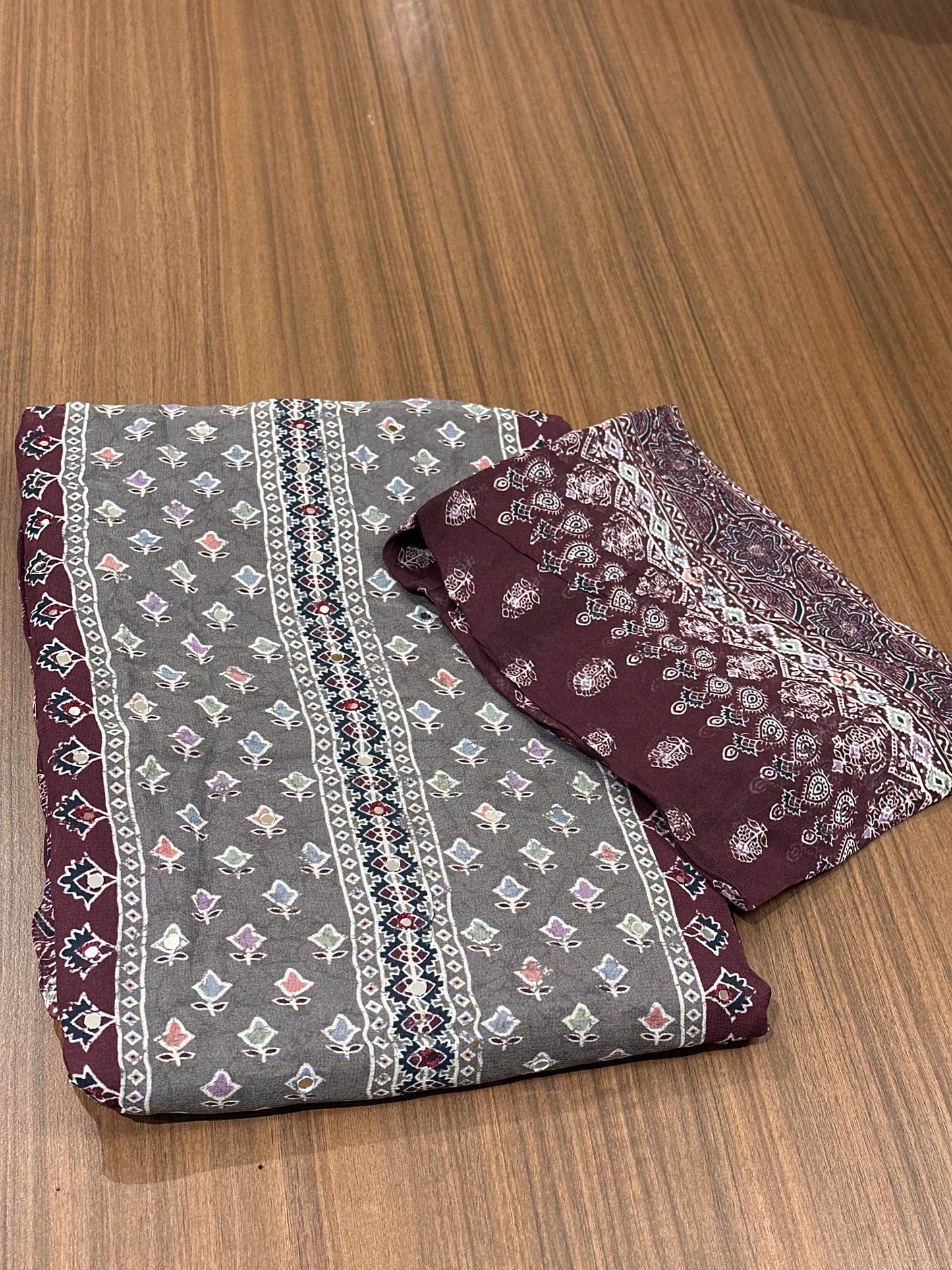 OFFER SALES UNSTITCHED SALWAR SUITS -  IHA 33836