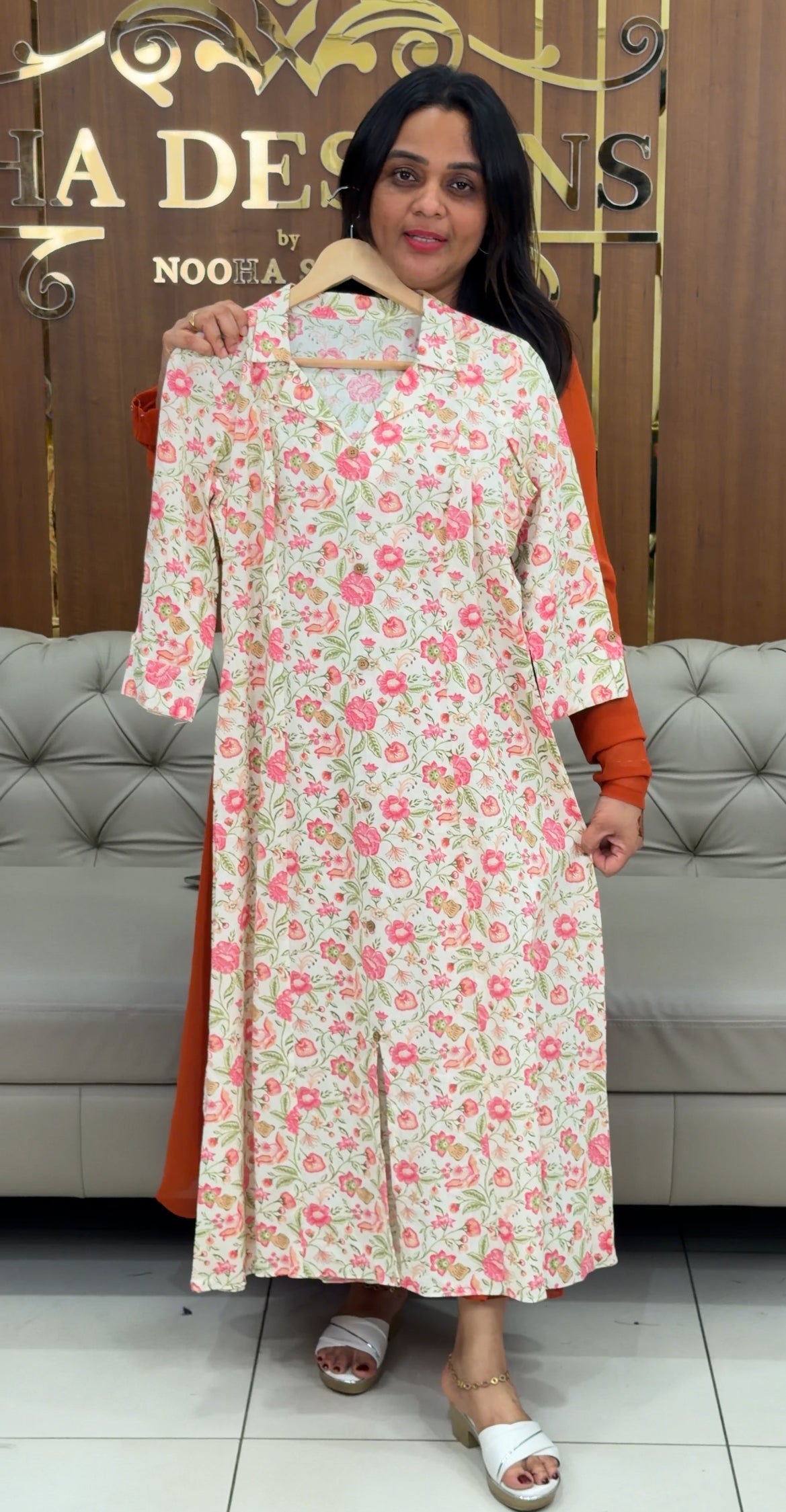 IHA'S IN-HOUSE COTTON TOPS - IHA 30604