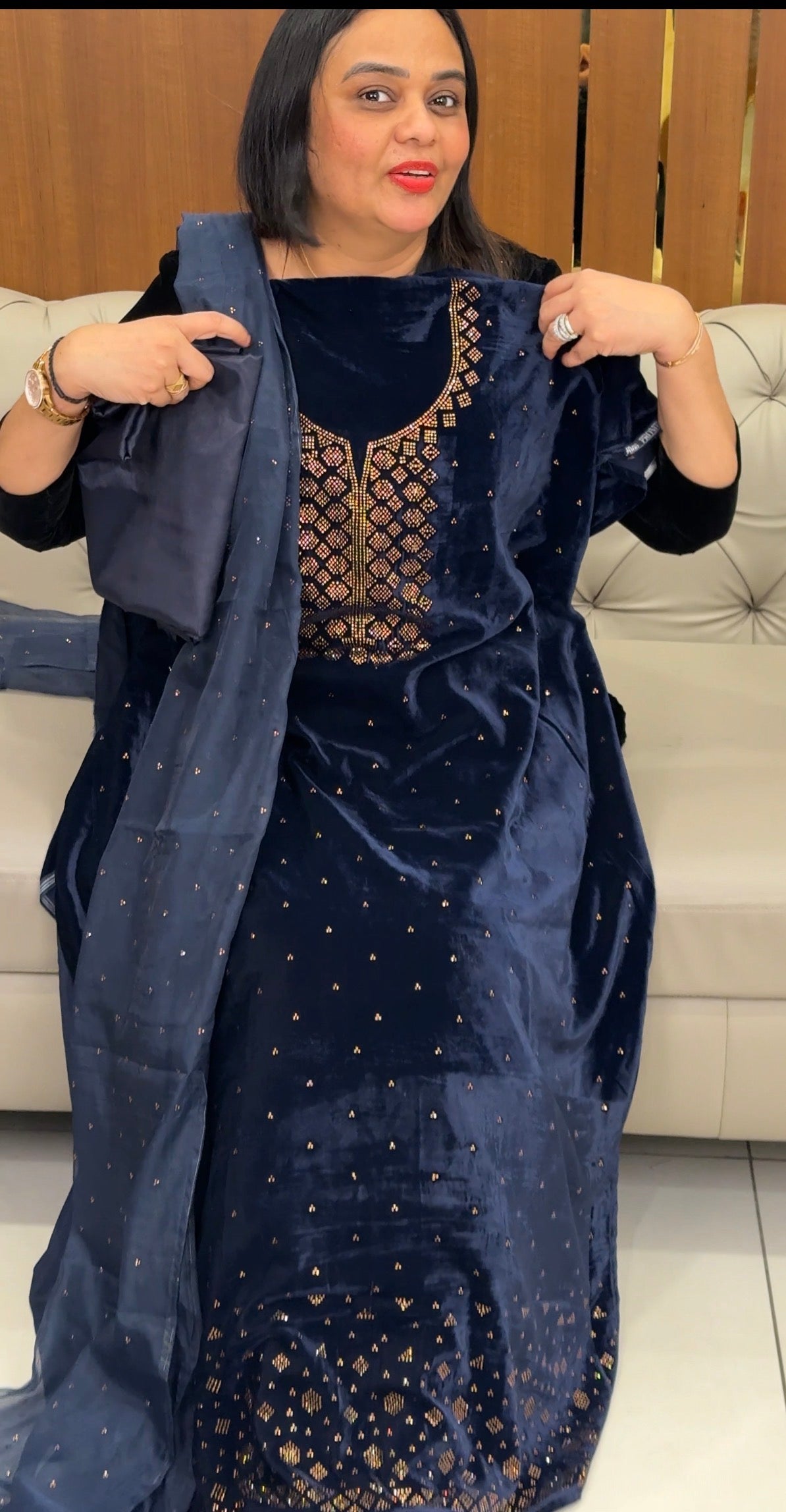 VELVET UNSTITCHED SALWAR SUITS - IHA 33215