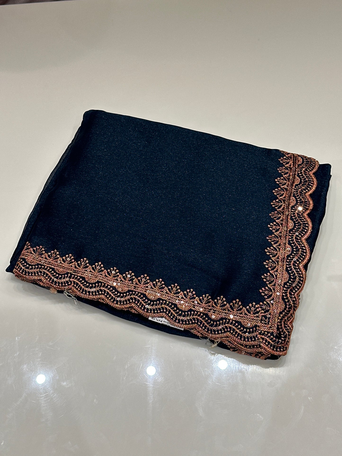 OFFER SALES SAREES - IHA 27178