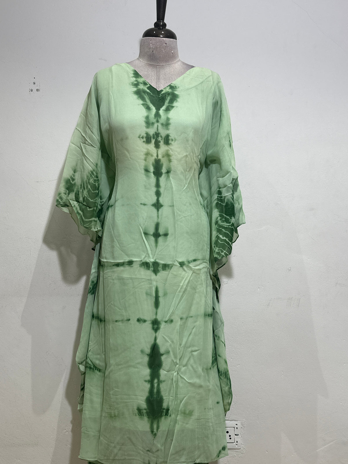 OFFER SALES TOP'S -  IHA 35680