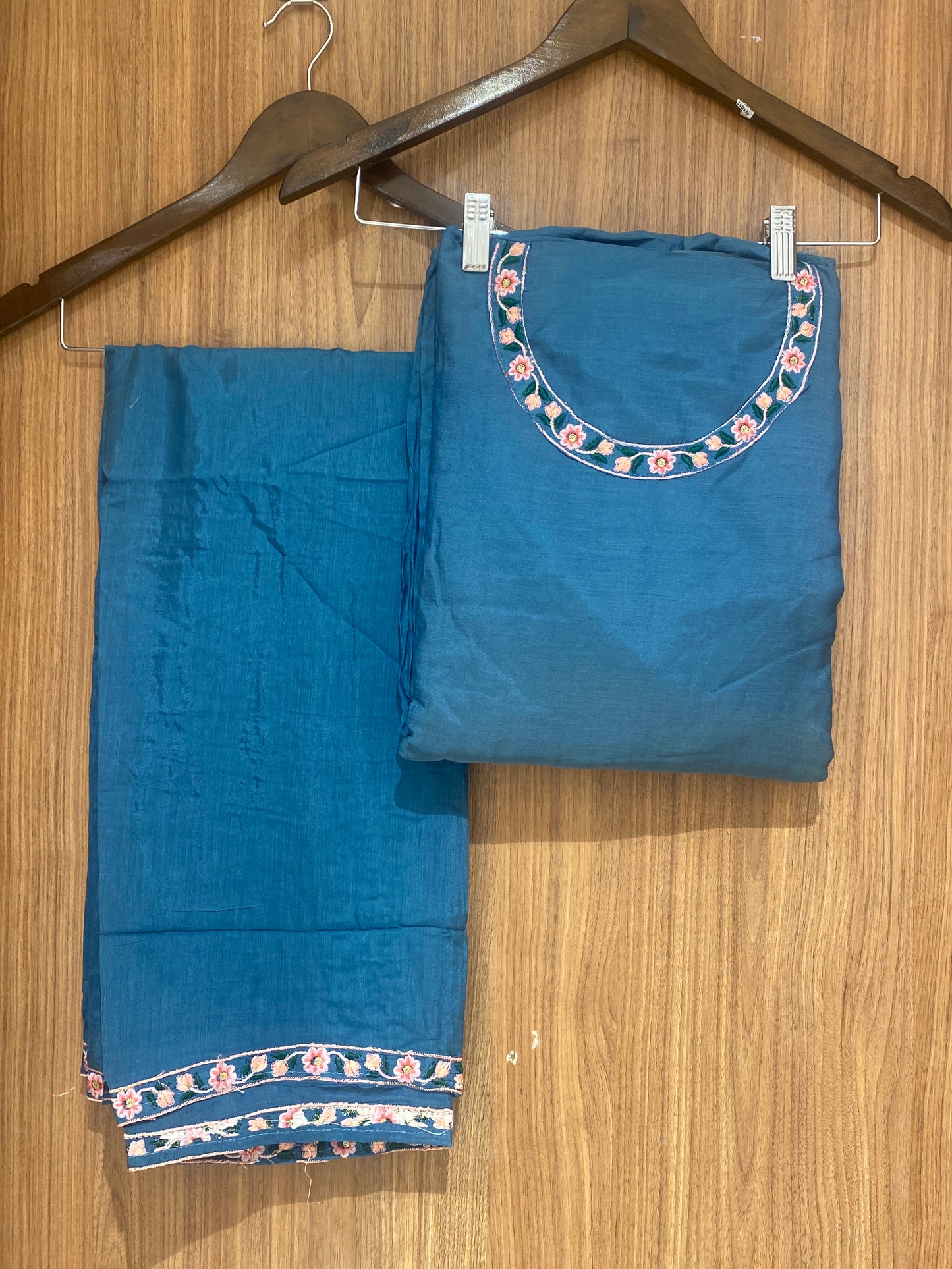 OFFER SALES UNSTITCHED SALWAR SUITS - IHA 26949
