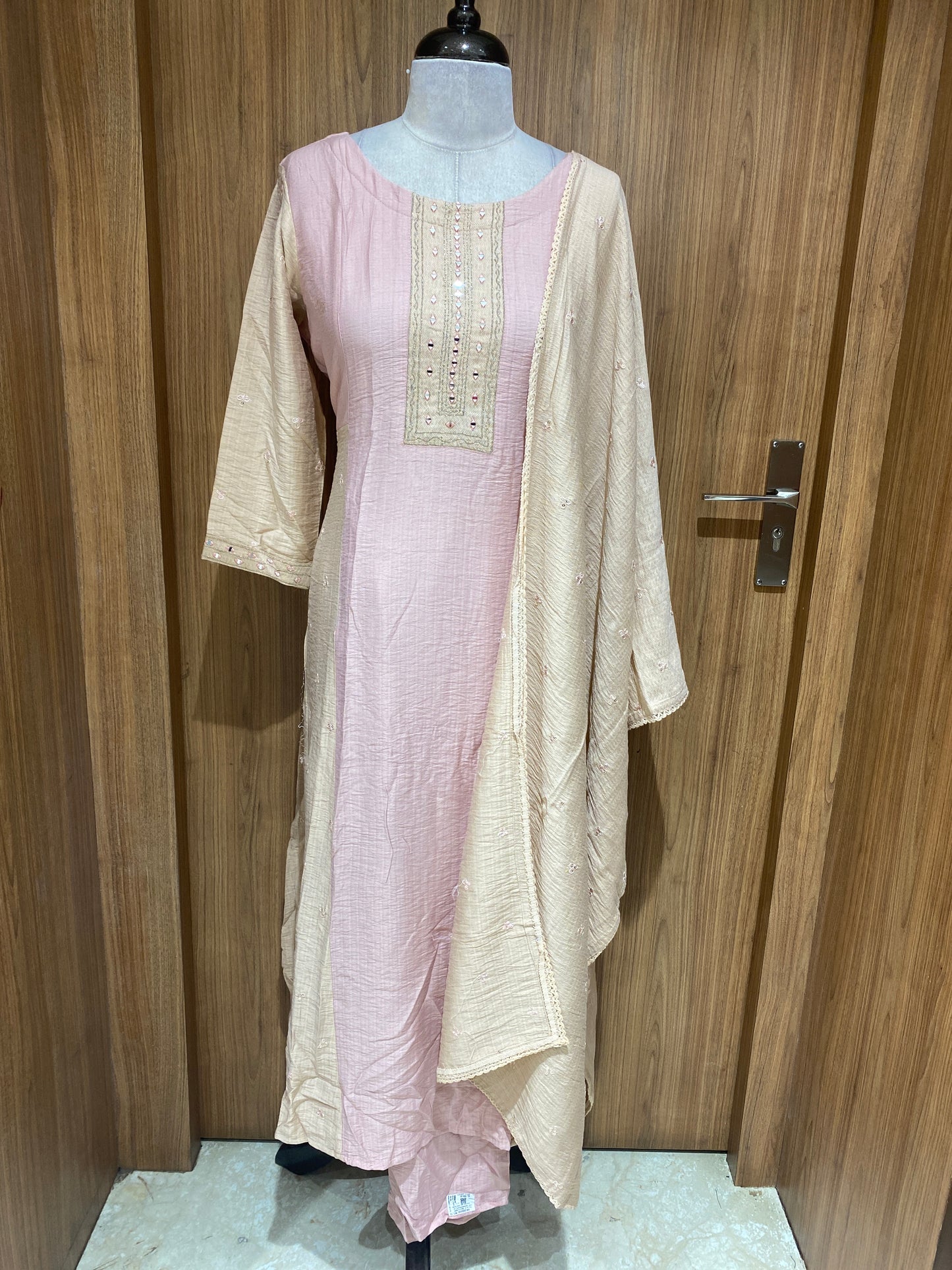 OFFER SALES TOP AND BOTTOM - IHA 27066