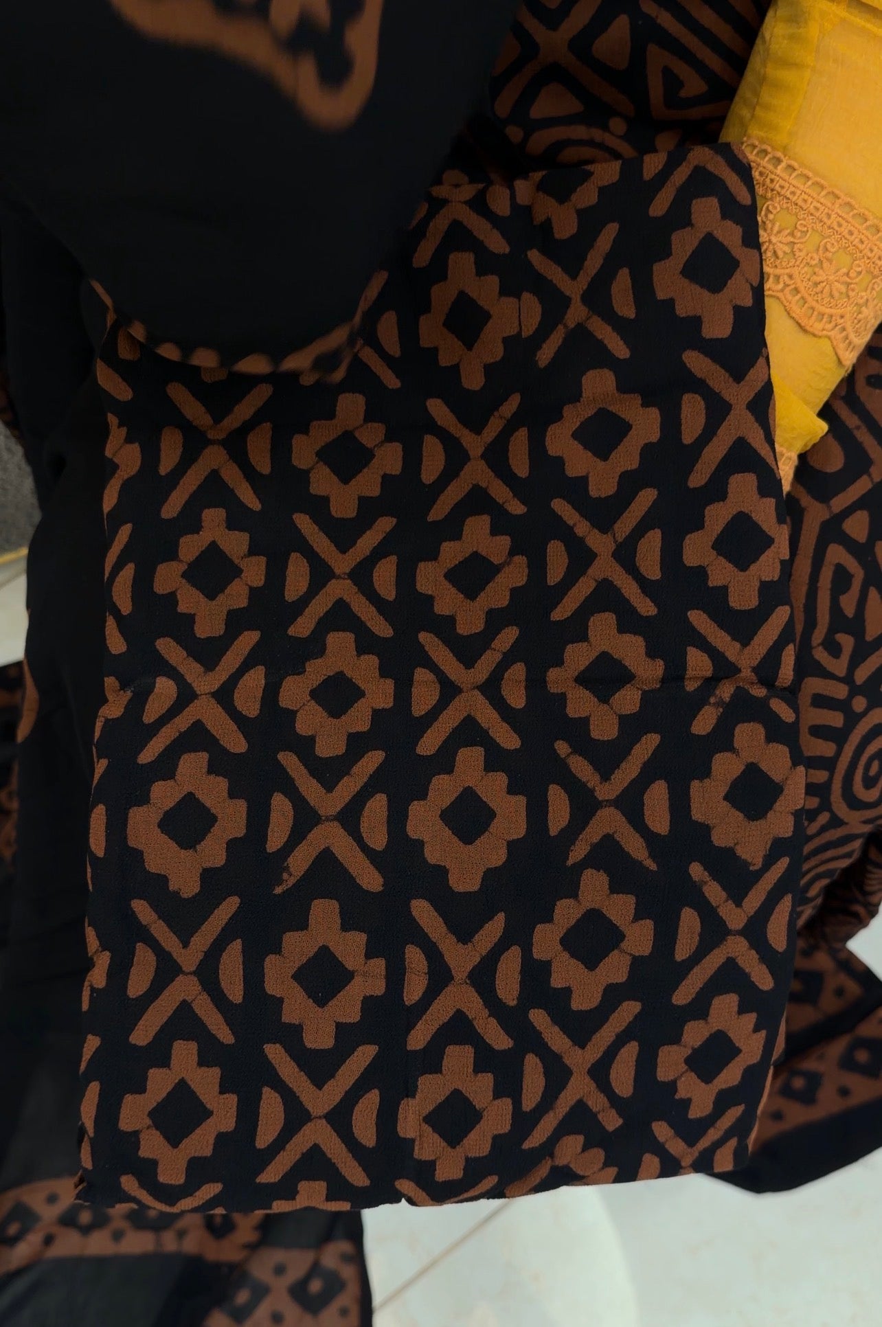 BATIK PRINTED UNSTITCHED SALWAL SUITS -IHA 33472
