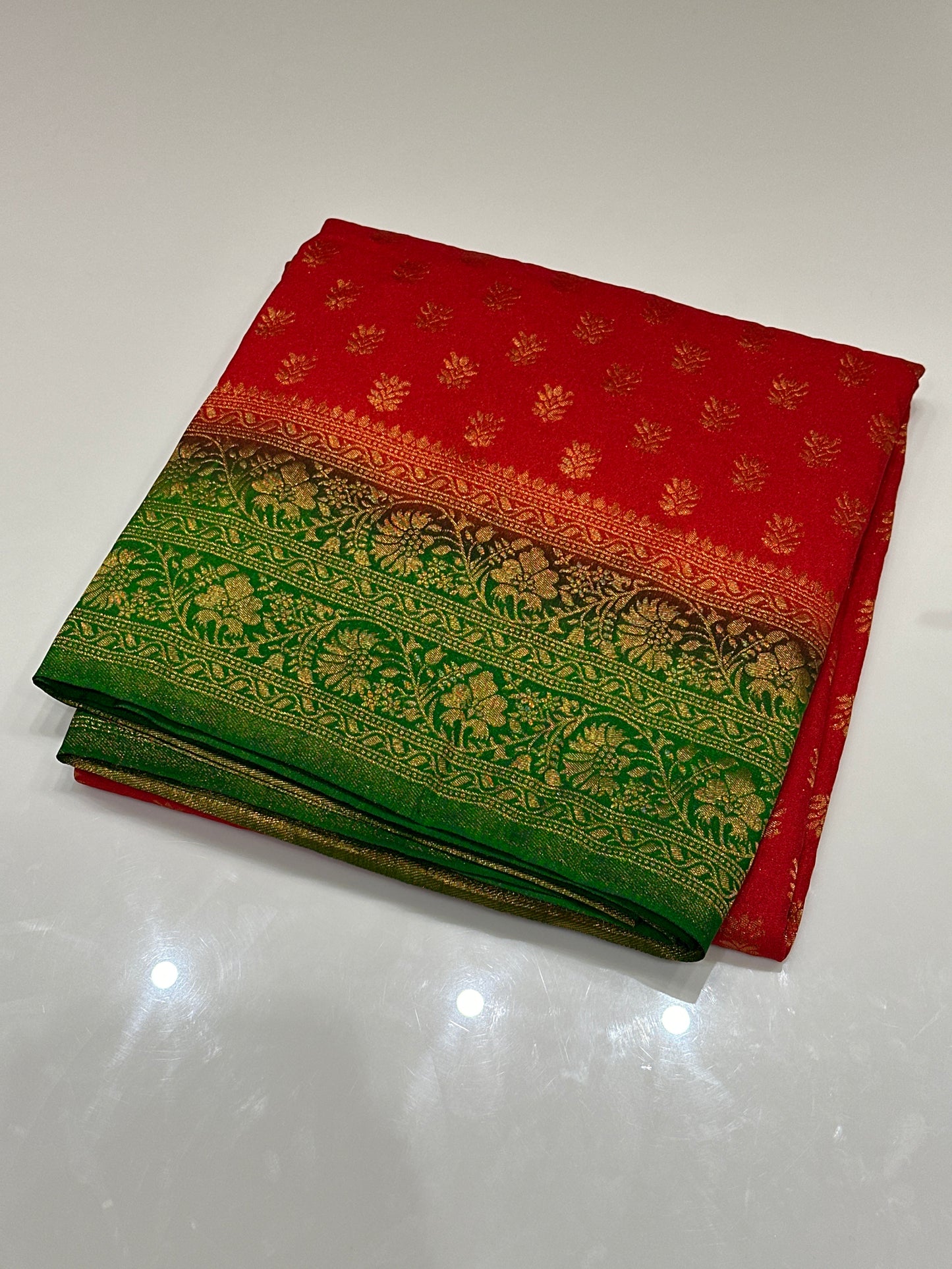 OFFER SALES SAREES - IHA 27171
