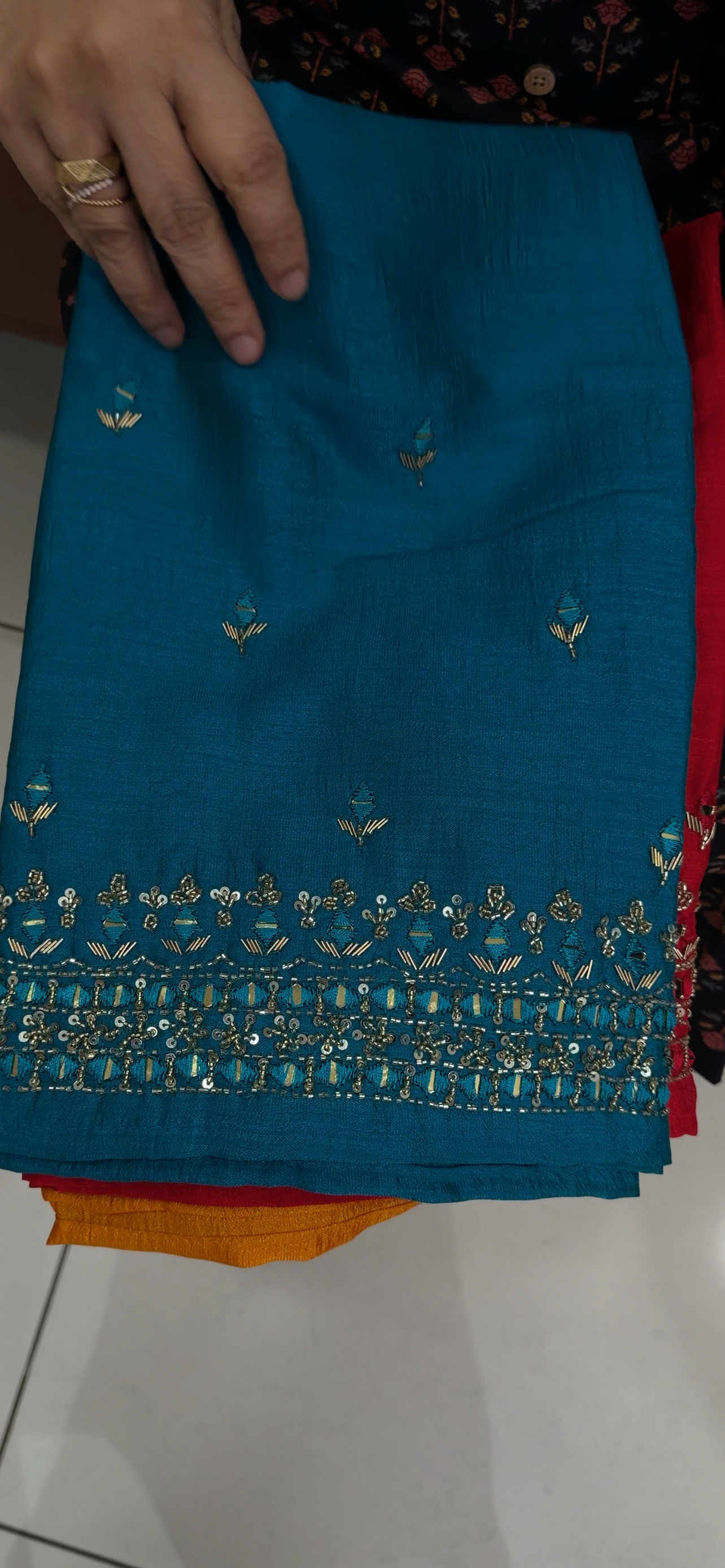 HANDWORKED BLOUSE MATERIAL - IHA 34574