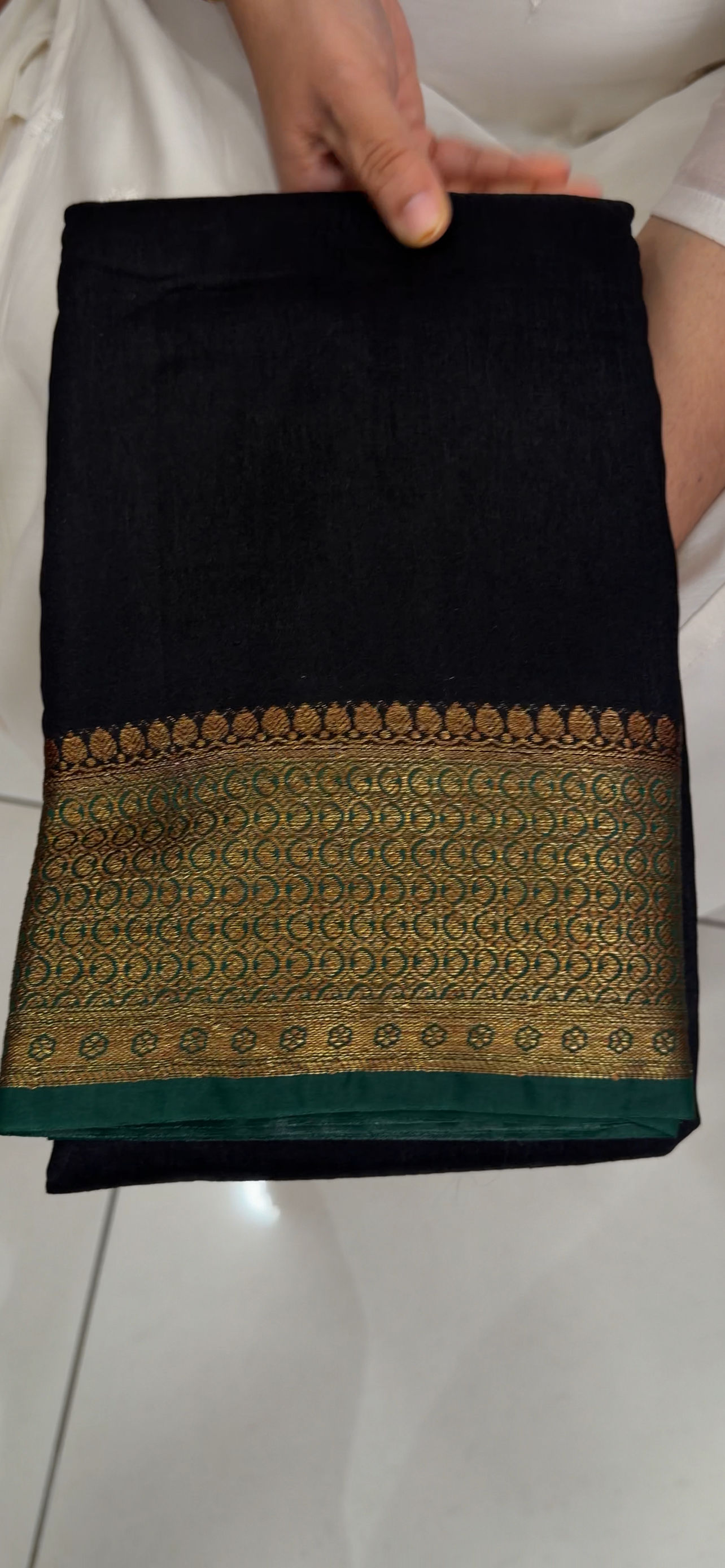 SEMI BANARASI SAREES - IHA 33417