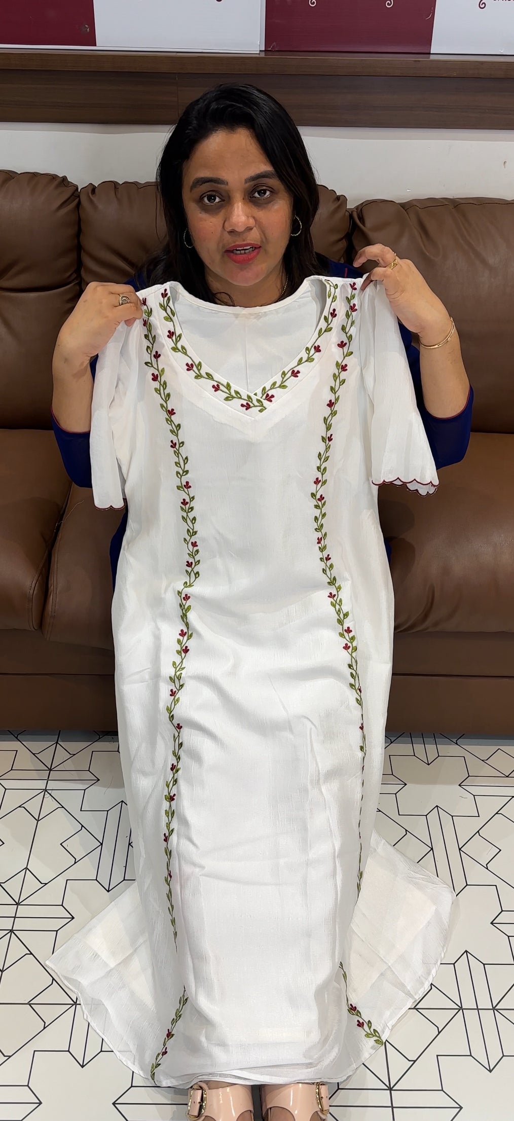 IHA'S IN - HOUSE 'X'MAS SLITTED TOPS - IHA 27873