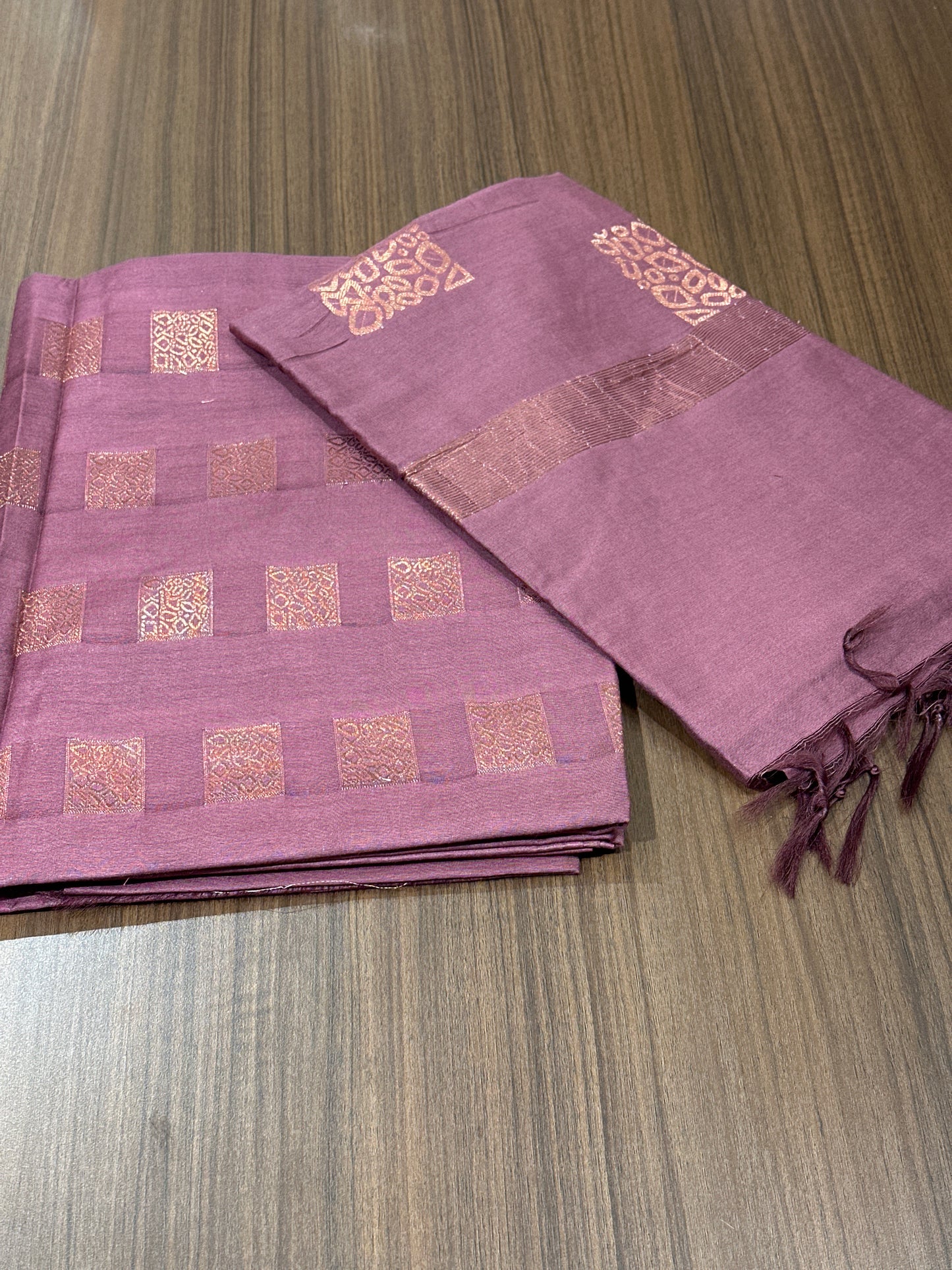 OFFER SALES UNSTITCHED SALWAR SUITS -  IHA 33806