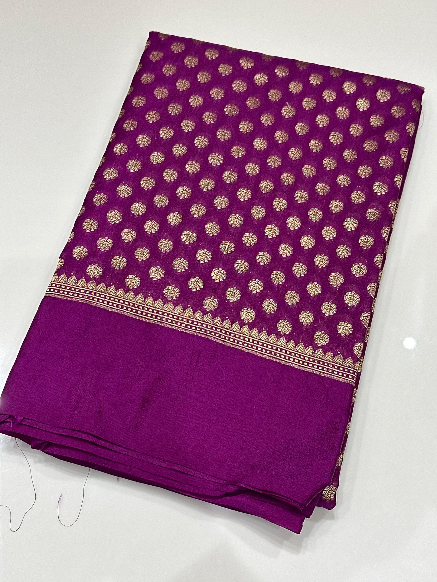 OFFER SALES SAREES - IHA 27137