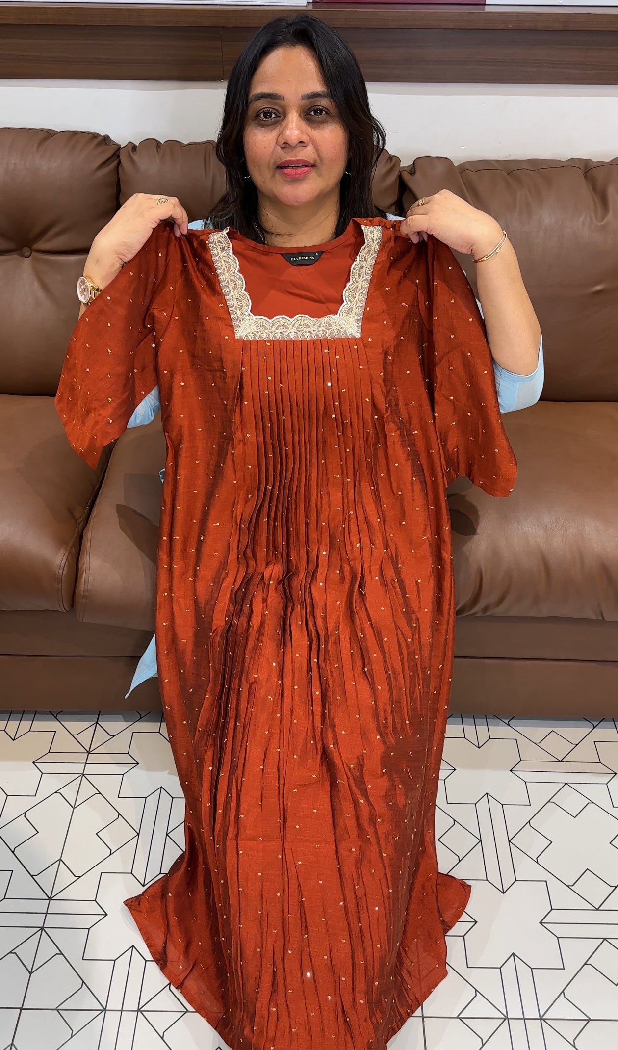 BUDGET BUY LONG A-LINE TOPS - IHA 27302