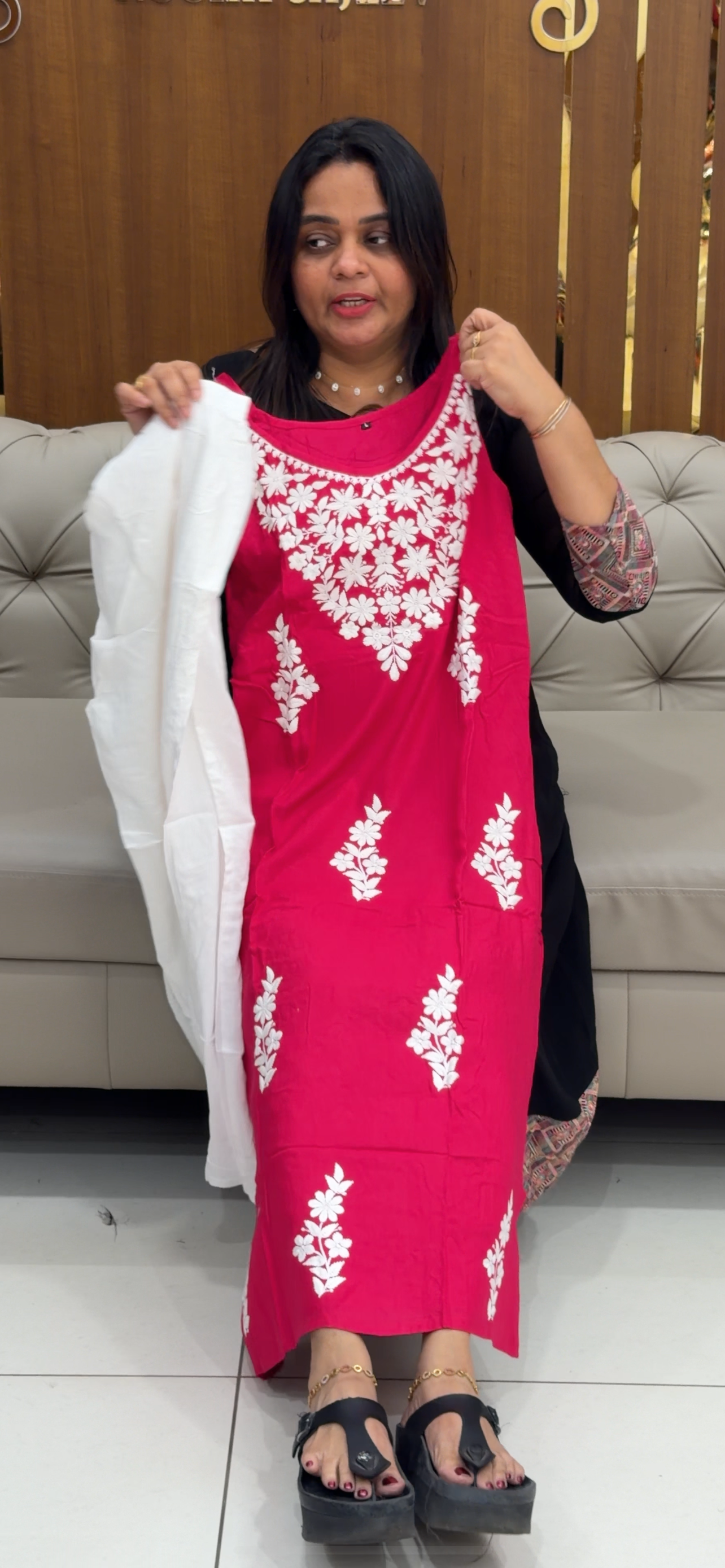 CHIKANKARI LONG TOP AND BOTTOM - IHA 28768