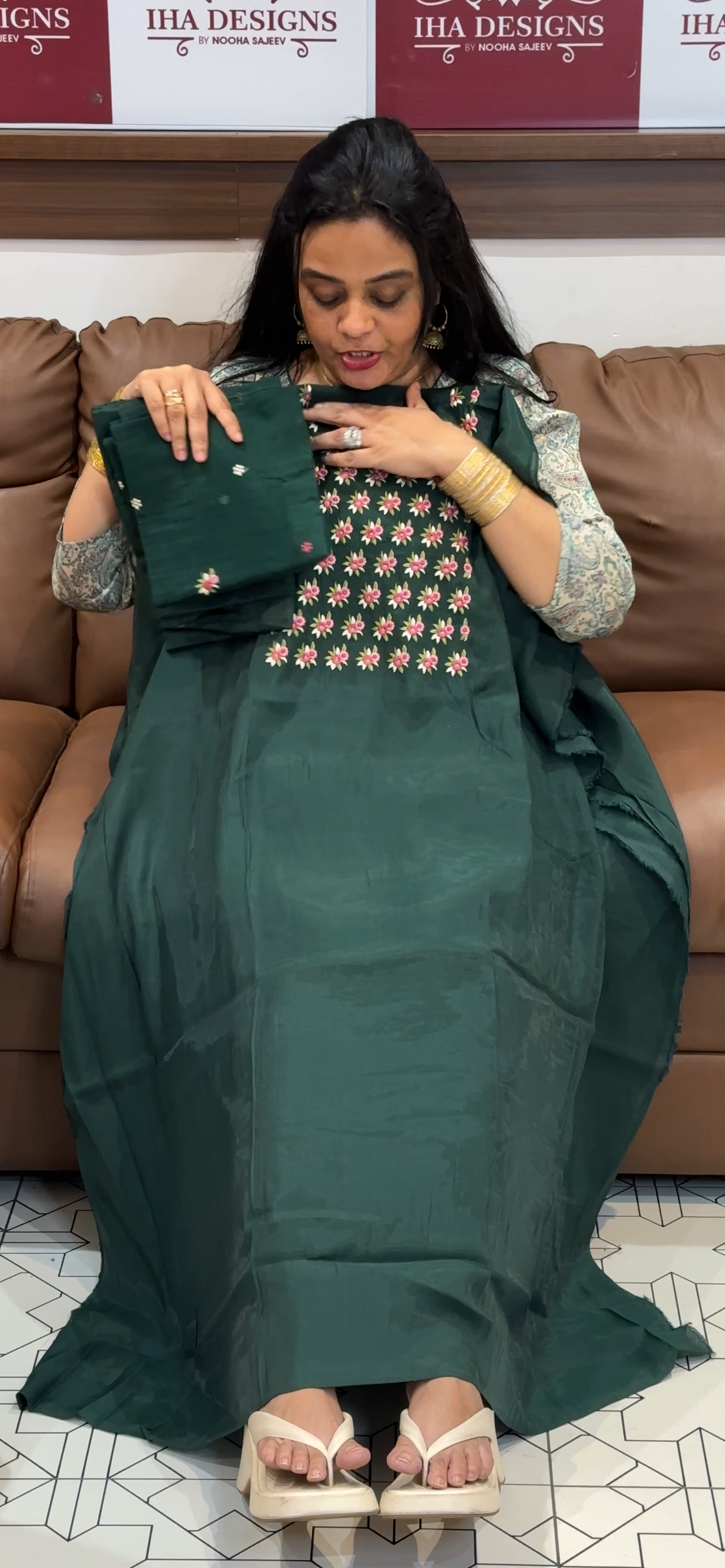 OFFER SALES UNSTITCHED SALWAR SUITS - IHA 34977