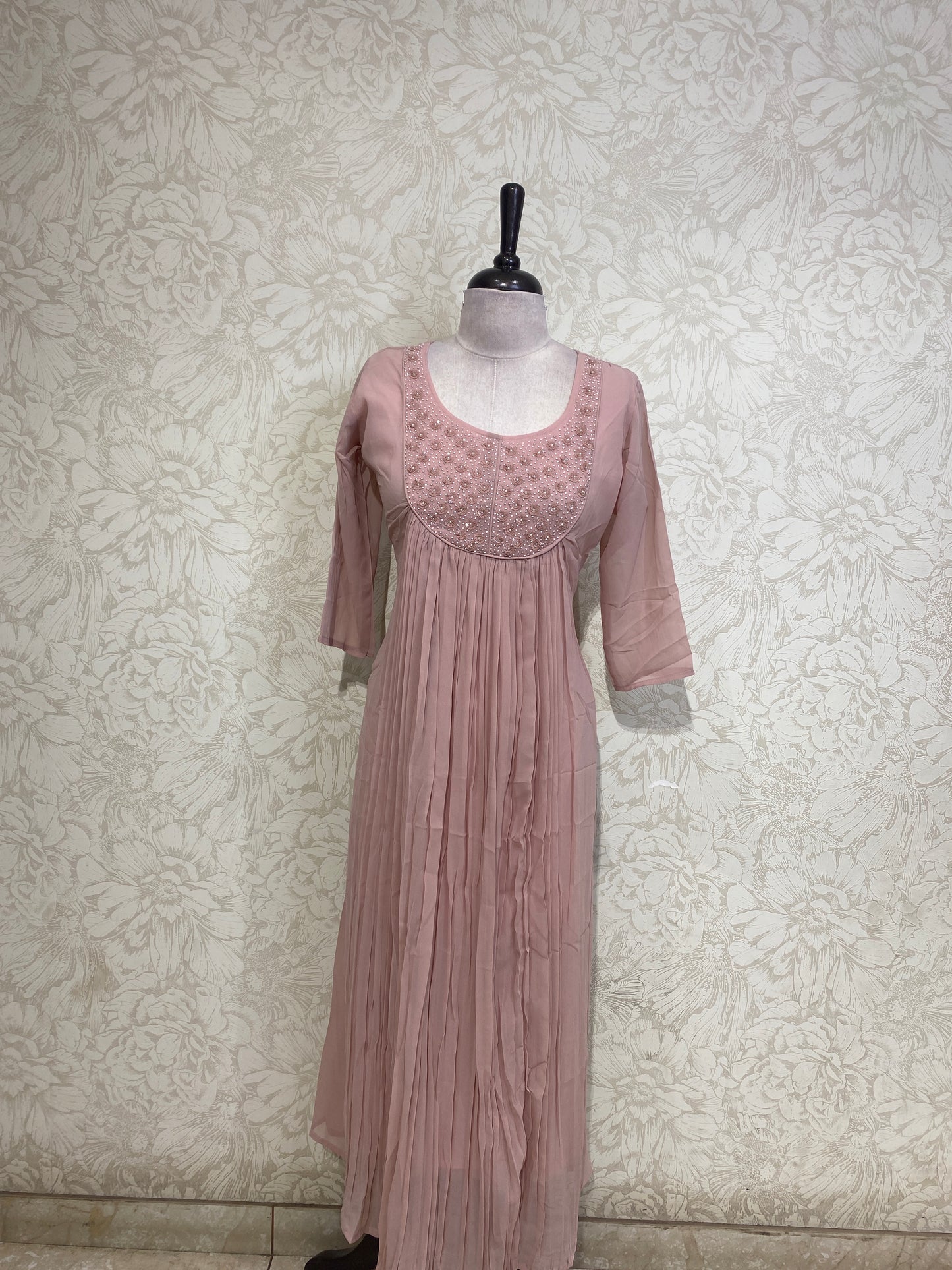 OFFER SALES TOPS COLLECTIONS - IHA 27023