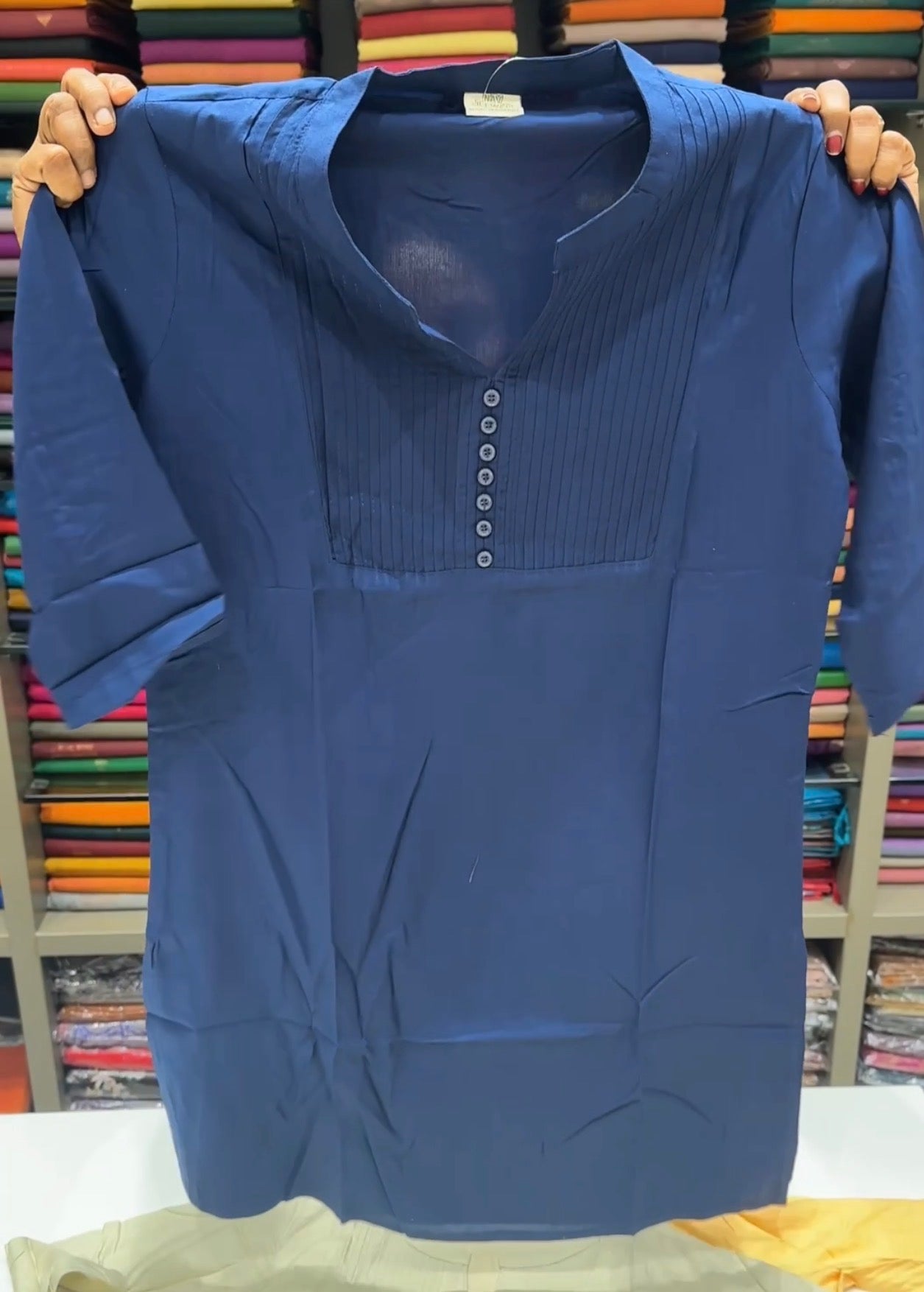 OFFER SALES PRINTED SHORT TOPS - IHA 34639
