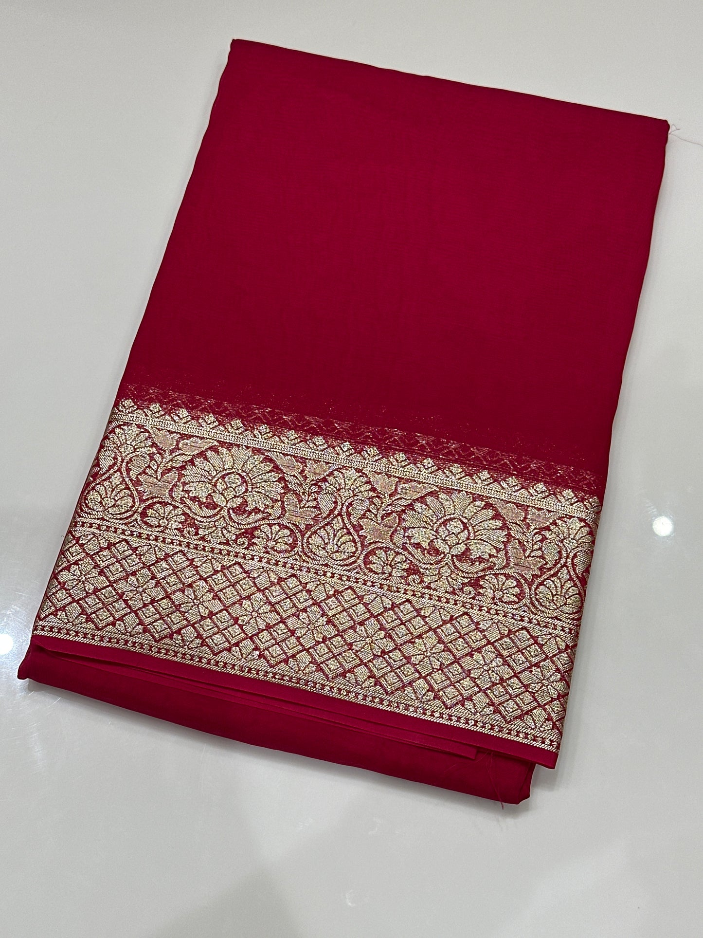 OFFER SALES SAREES - IHA 27137