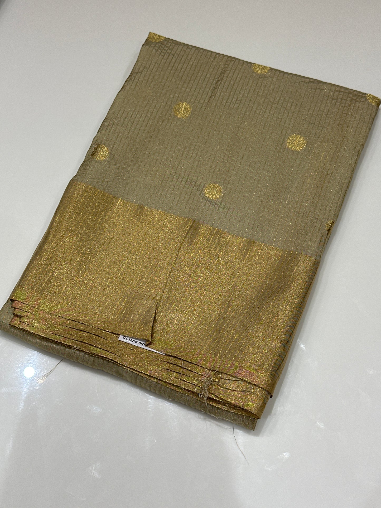OFFER SALES SAREES - IHA 27137
