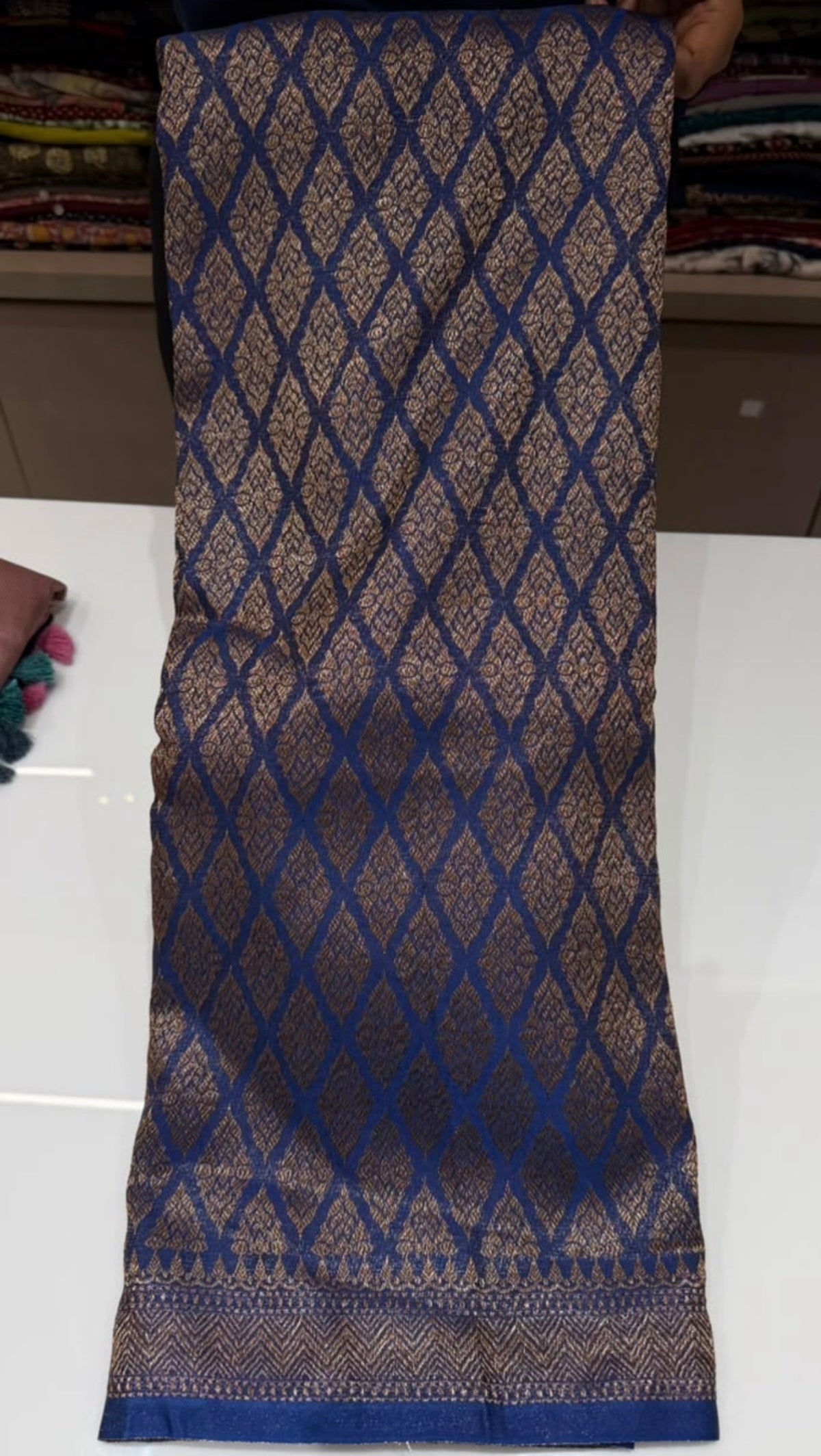 OFFER SALES  SAREES - IHA 35937