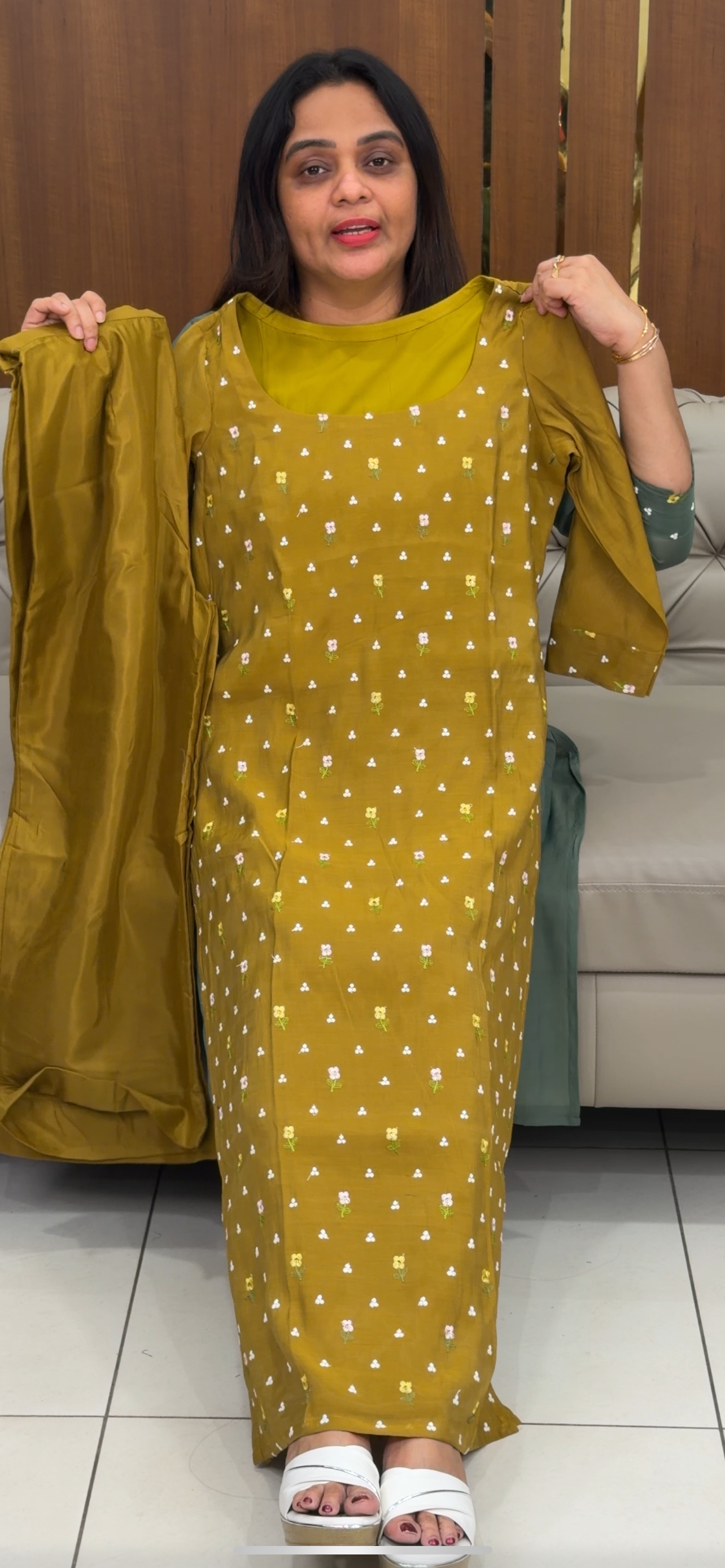 IHA'S IN-HOUSE MUL CHANDERI TOP AND BOTTOM - IHA 31828