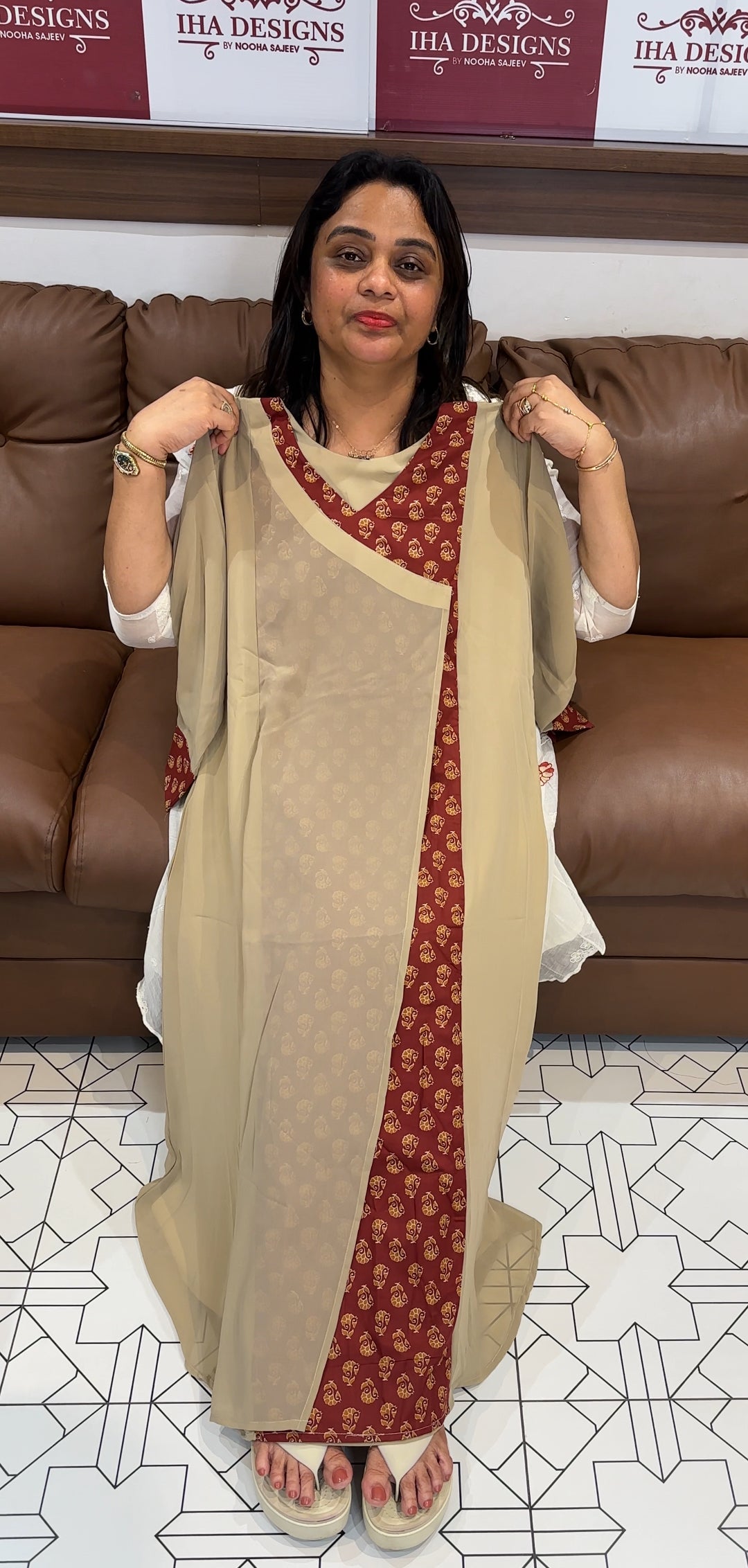 FAUX GEORGETTE ALINE TOPS - IHA 24750