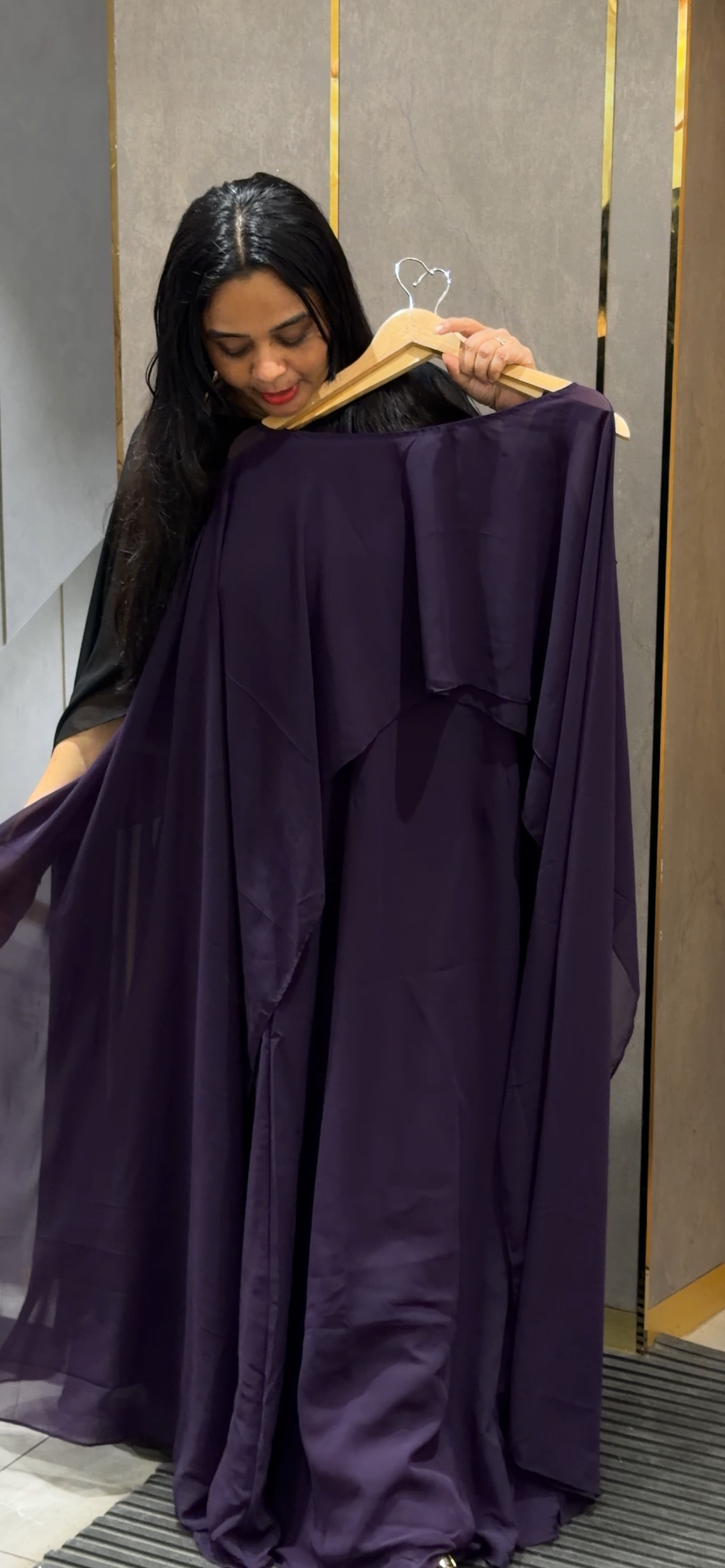 IHA'S IN-HOUSE DESIGNER TOPS - IHA 35418