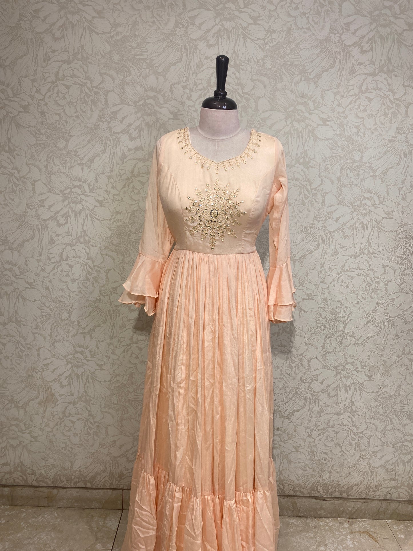 OFFER SALES TOPS COLLECTIONS - IHA 27023