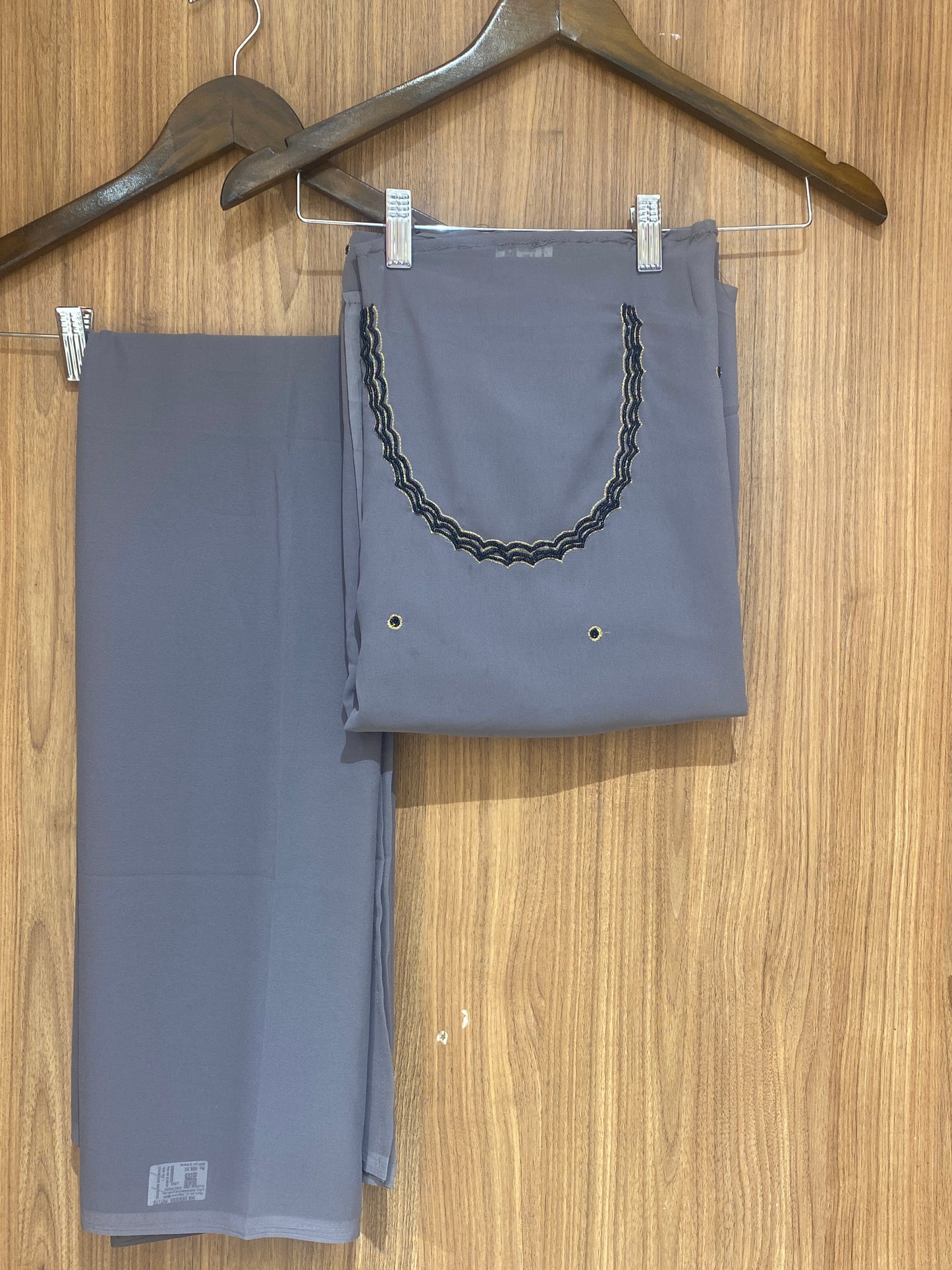 OFFER SALES UNSTITCHED SALWAR SUITS - IHA 26942