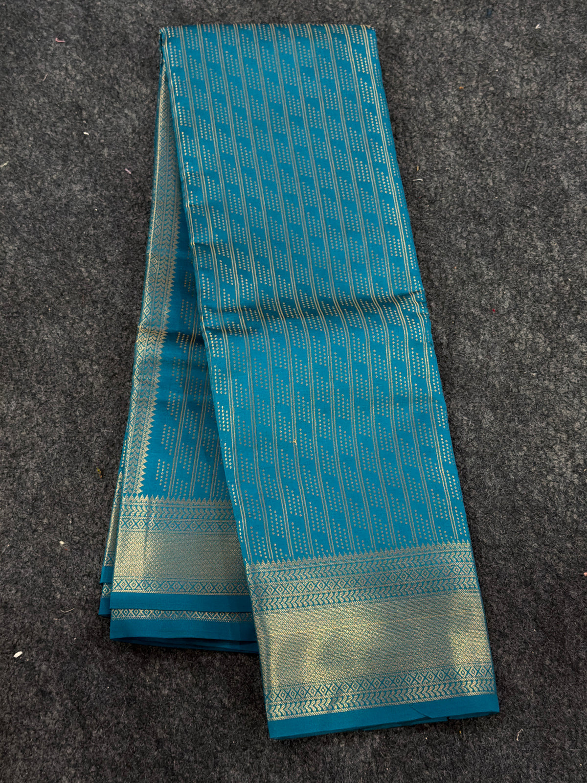 OFFER SALES SAREE -  IHA 35807