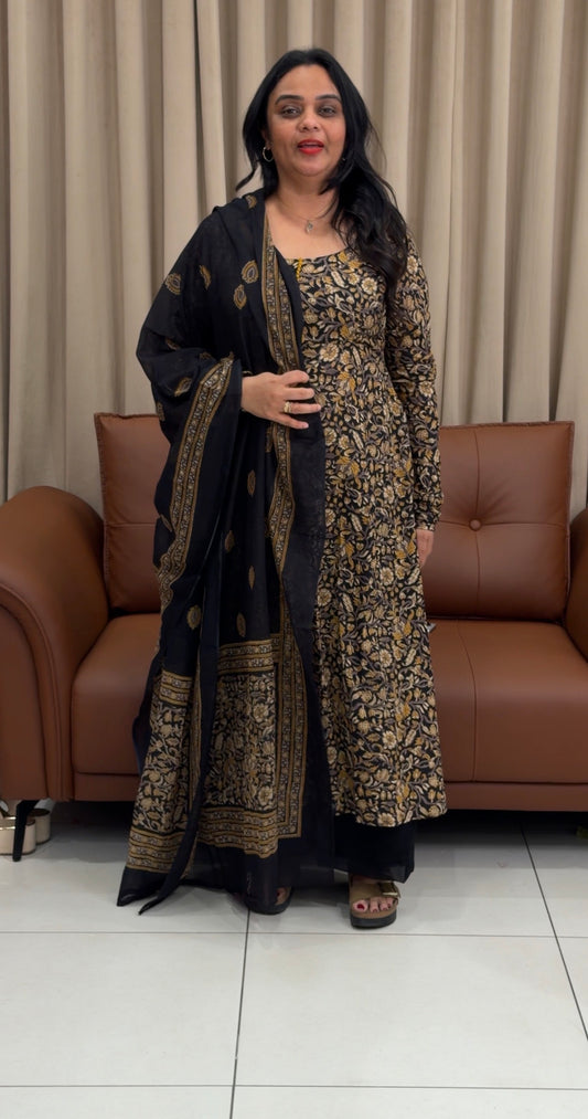 IHA'S IN-HOUSE PRINTED TOP AND DUPATTA - IHA 33342