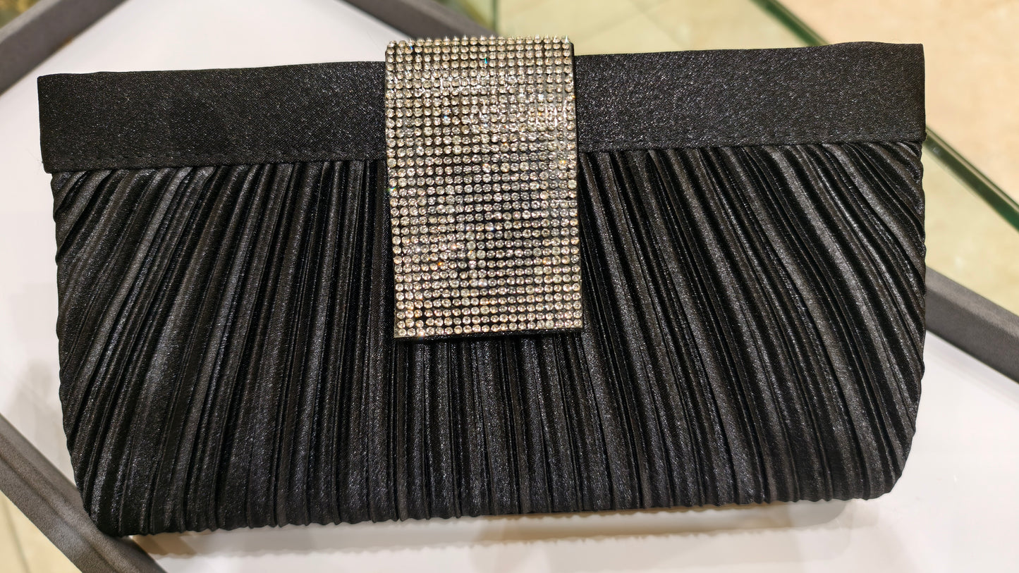 DESIGNER CLUTCH WALLET - IHA 23890