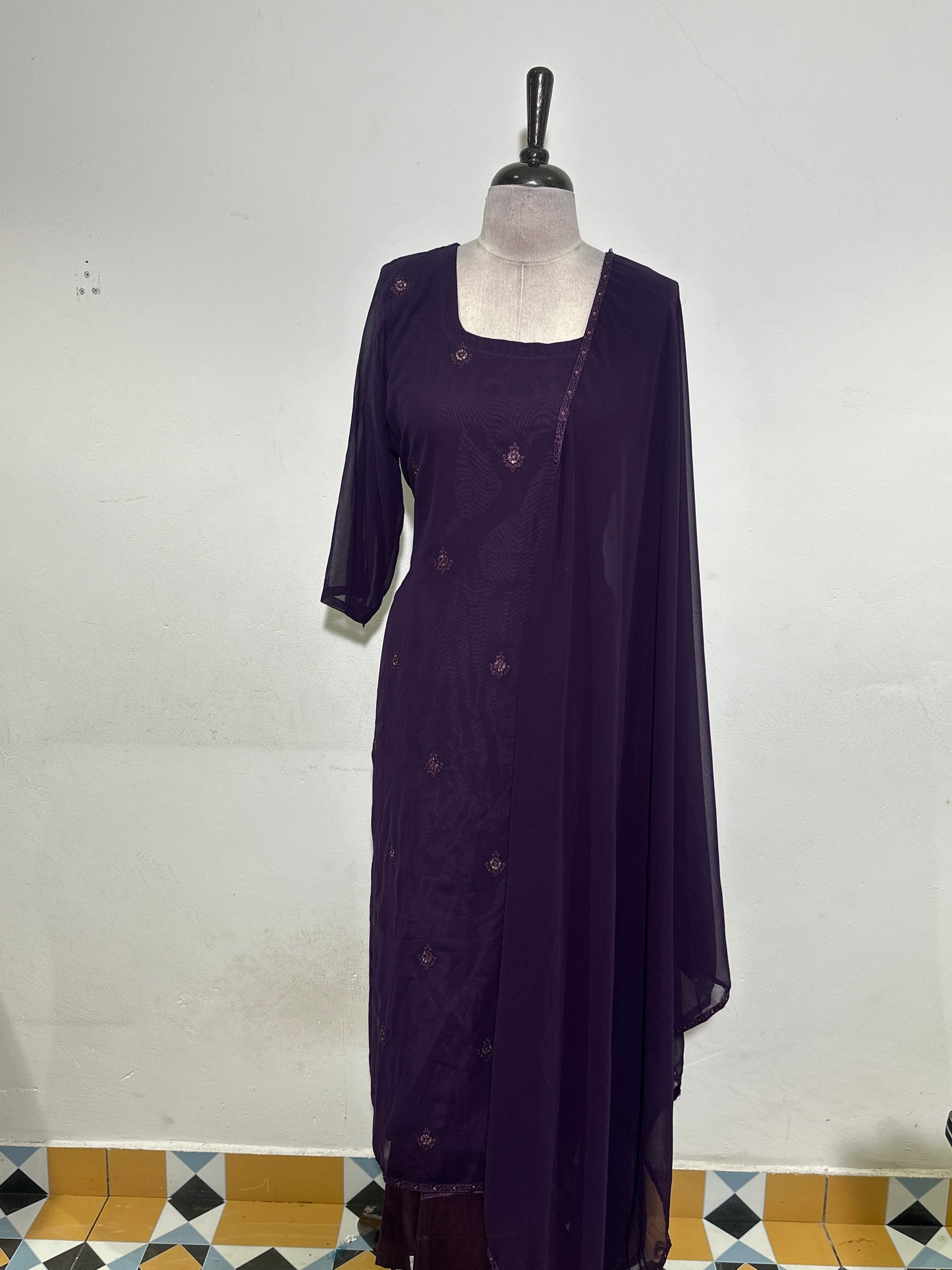 OFFER SALES TOP AND BOTTOM  -  IHA 34262