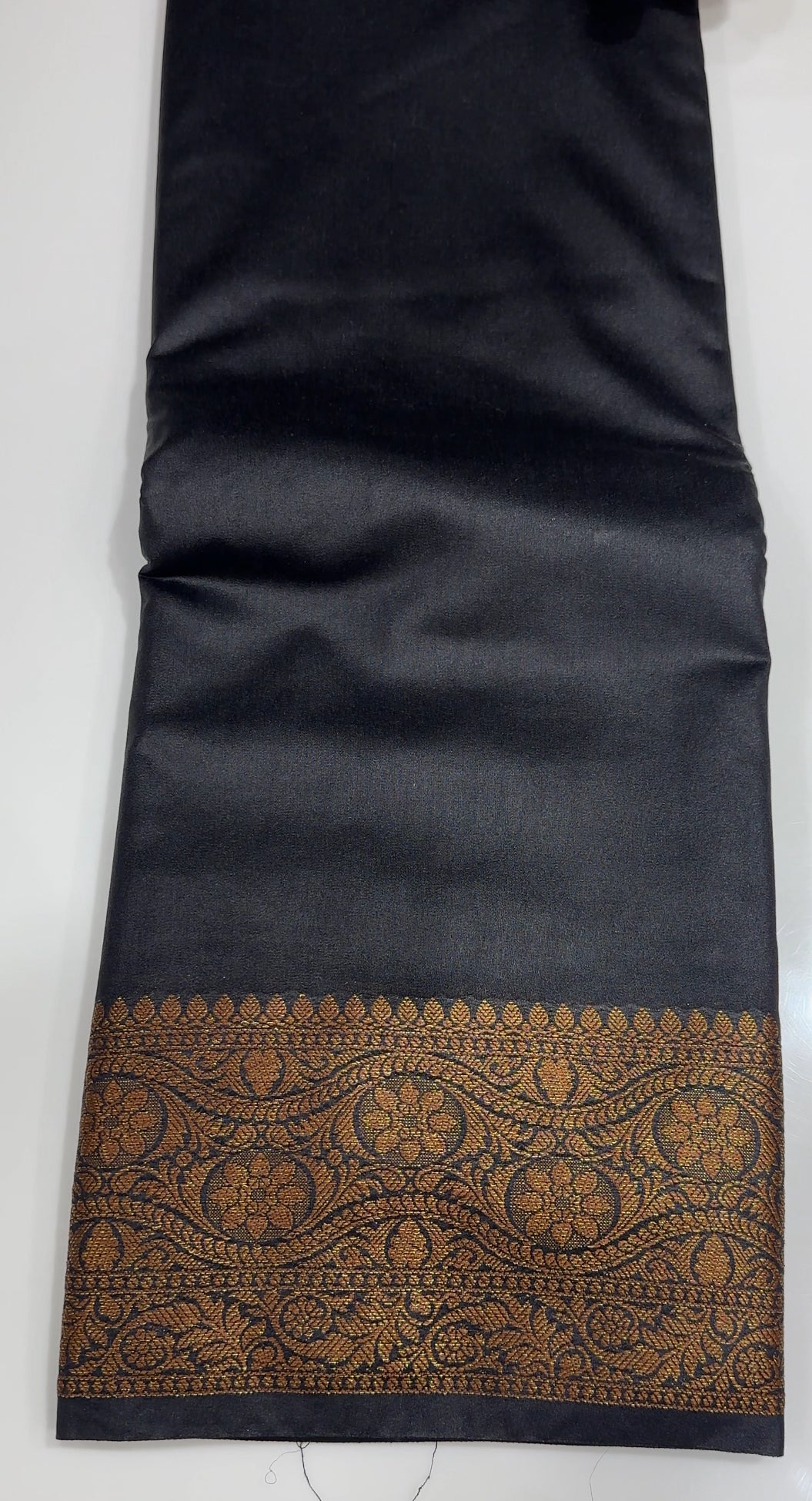 SEMI BANARSI SAREES - IHA 26559
