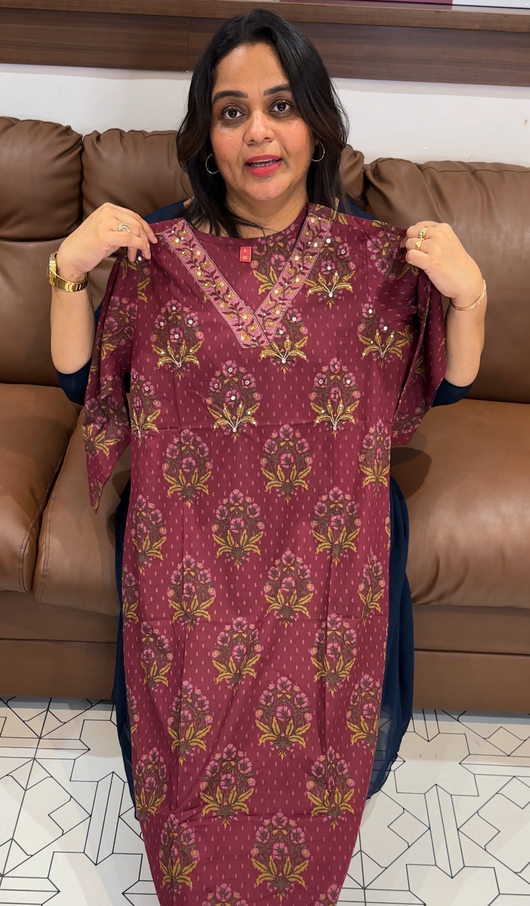 PRINTED LONG SLITTED TOPS - IHA 28270