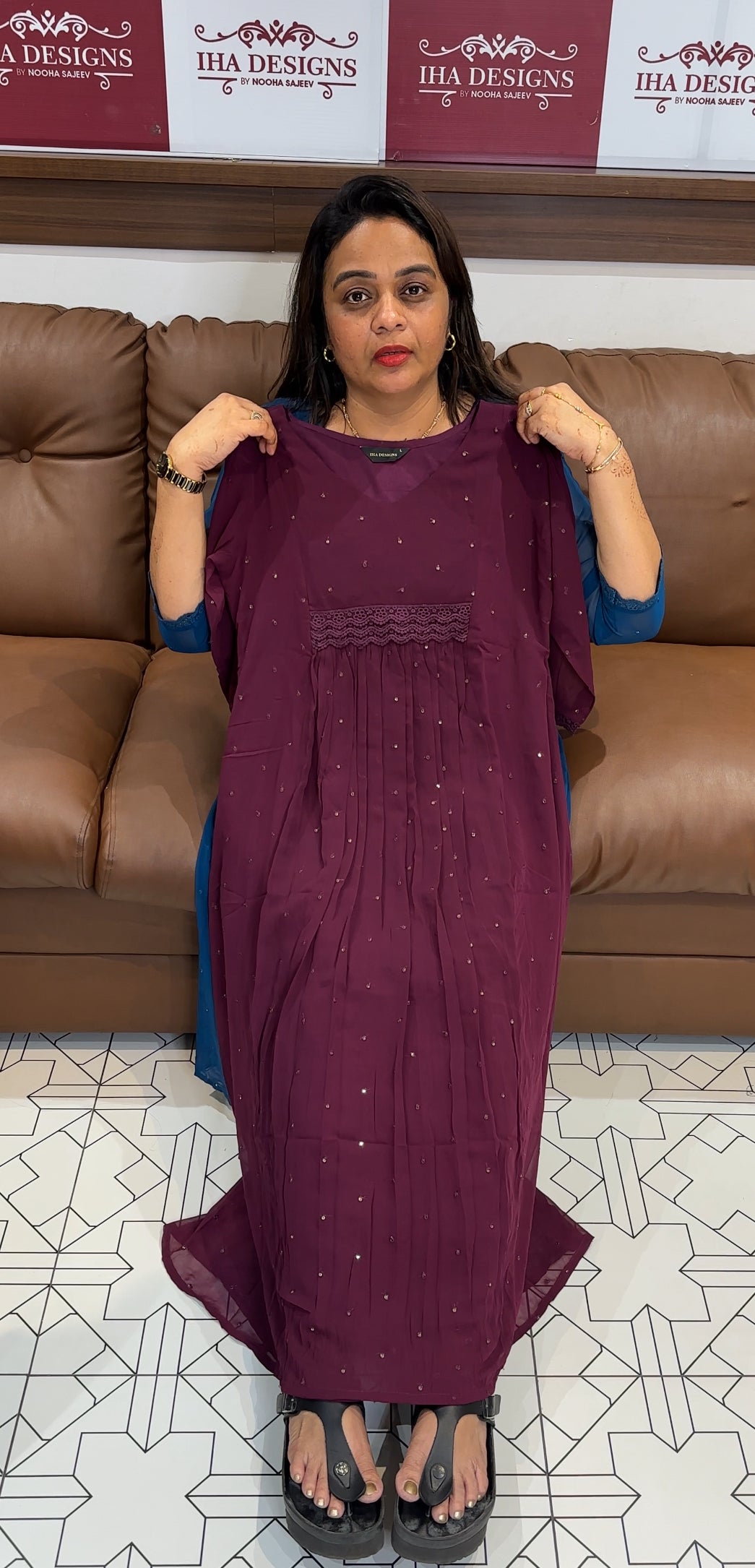 IHA'S IN-HOUSE DESIGNER ALINE TOPS  - IHA 23957