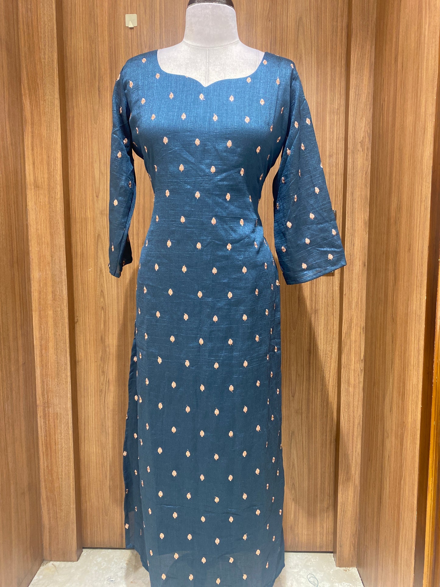 OFFER SALES TOPS COLLECTIONS - IHA 26995