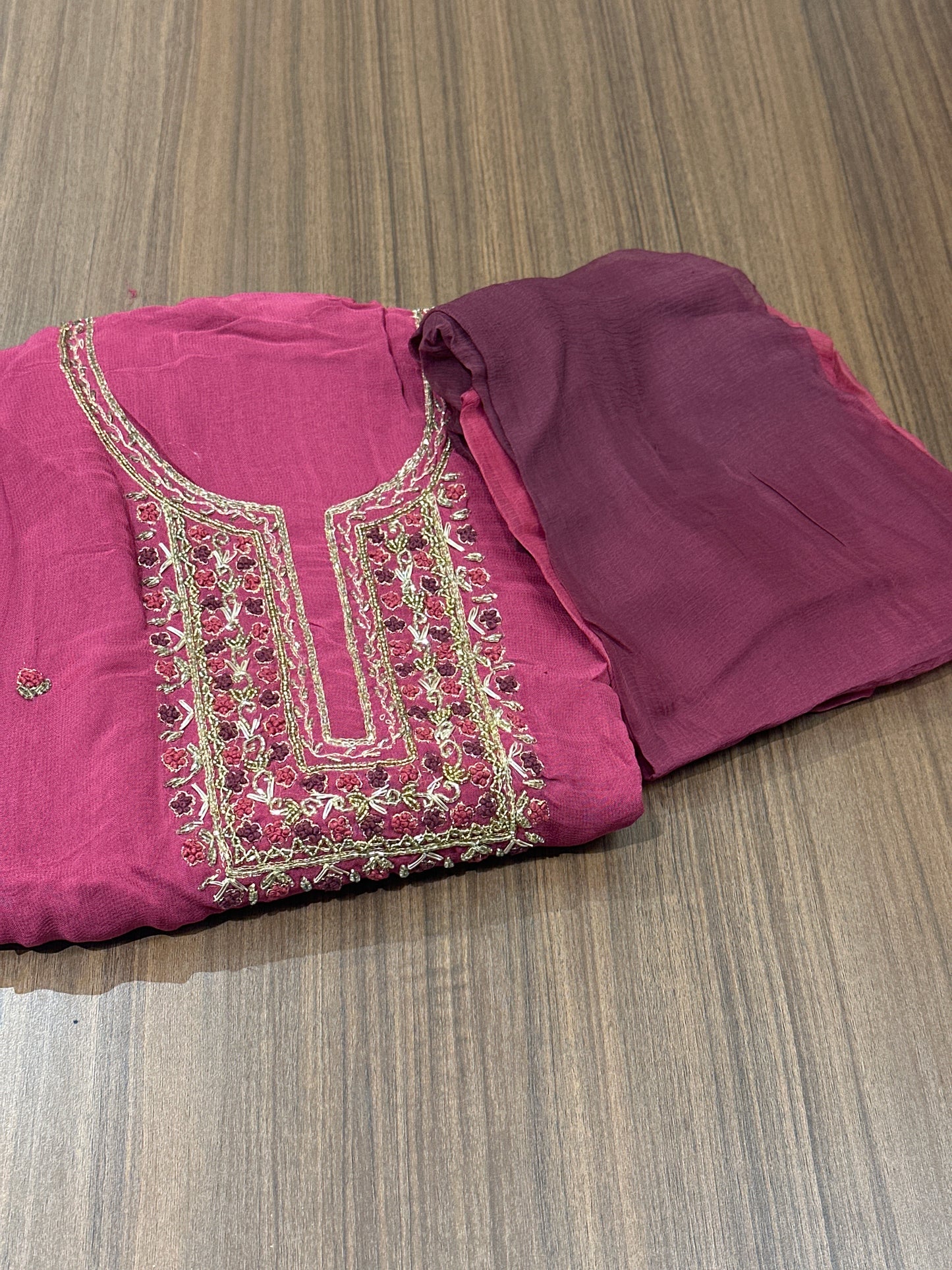 OFFER SALES UNSTITCHED SALWAR SUITS -  IHA 33903