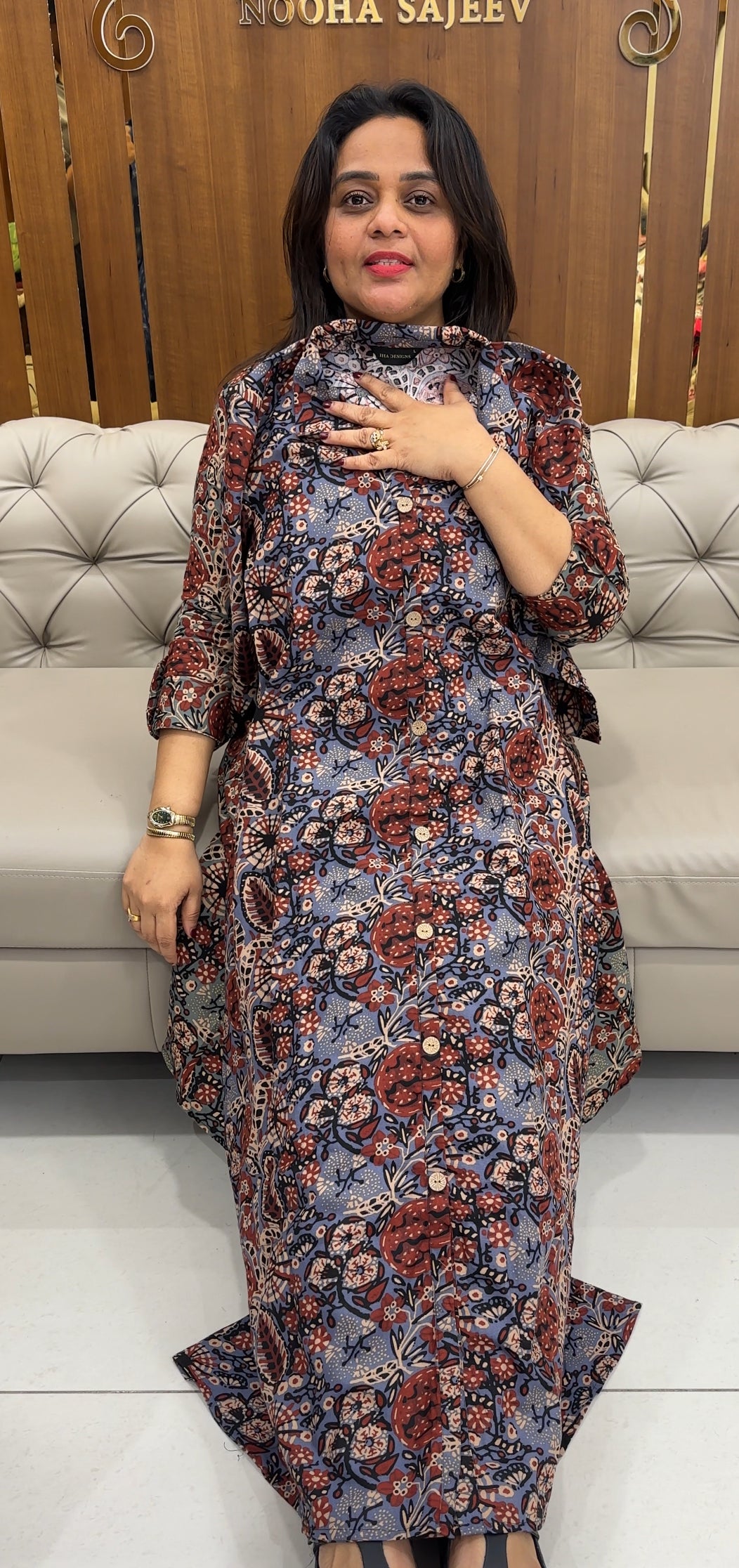 IHA'S IN-HOUSE PRINTED TOPS - IHA 25679