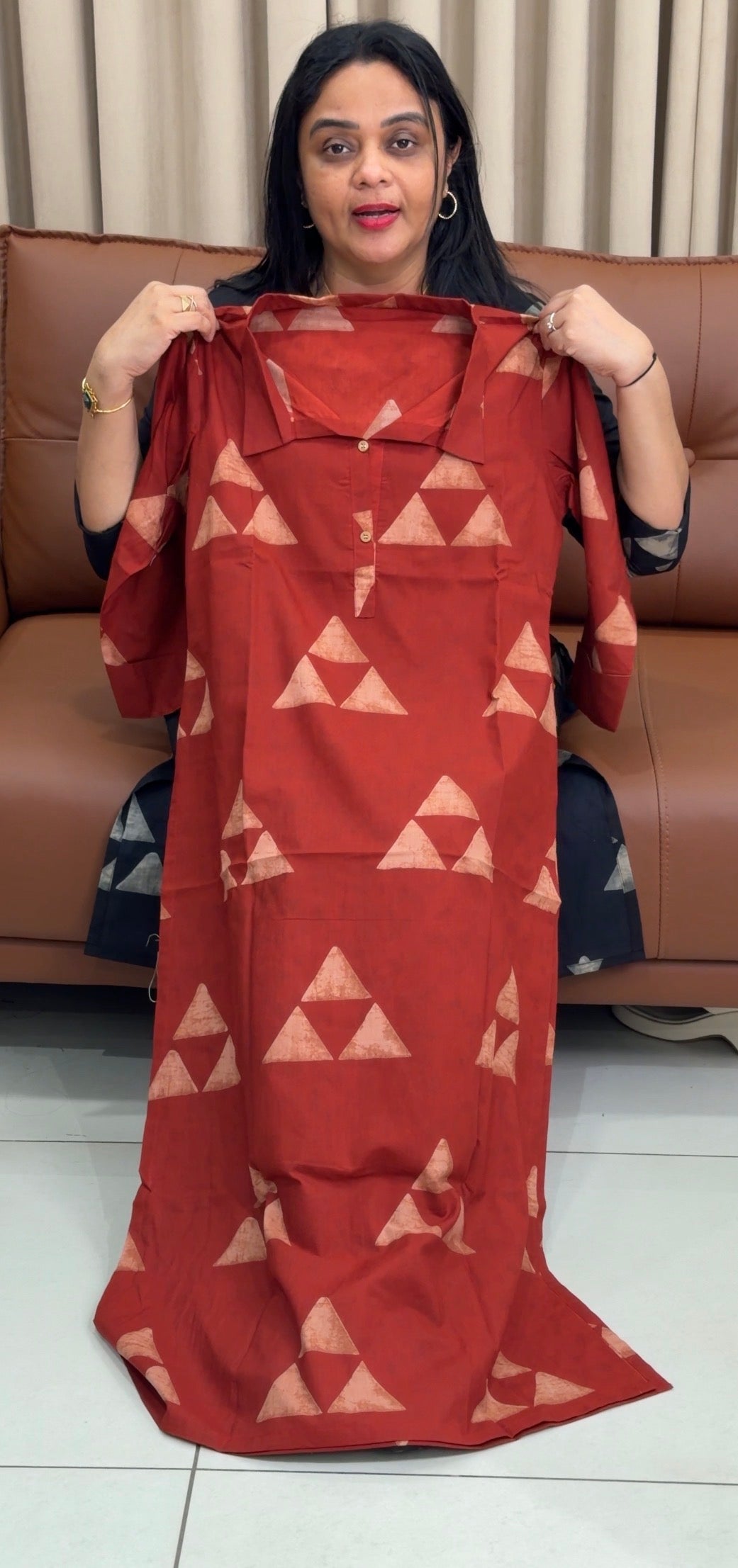 IHA'S IN-HOUSE COTTON PRINTED TOPS - IHA 34219