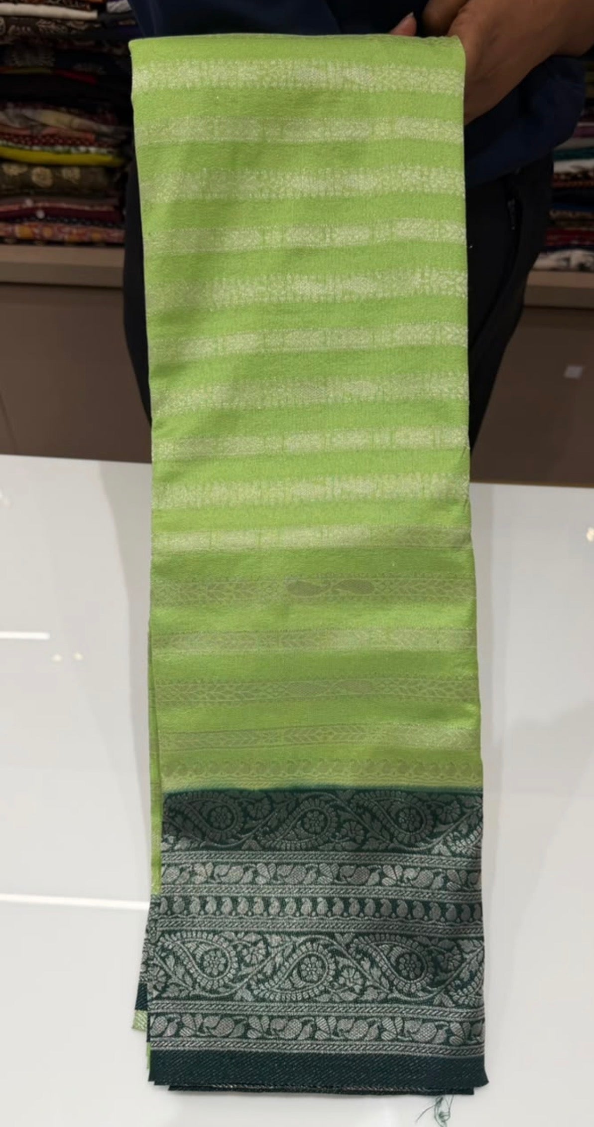 OFFER SALES  SAREES - IHA 35937