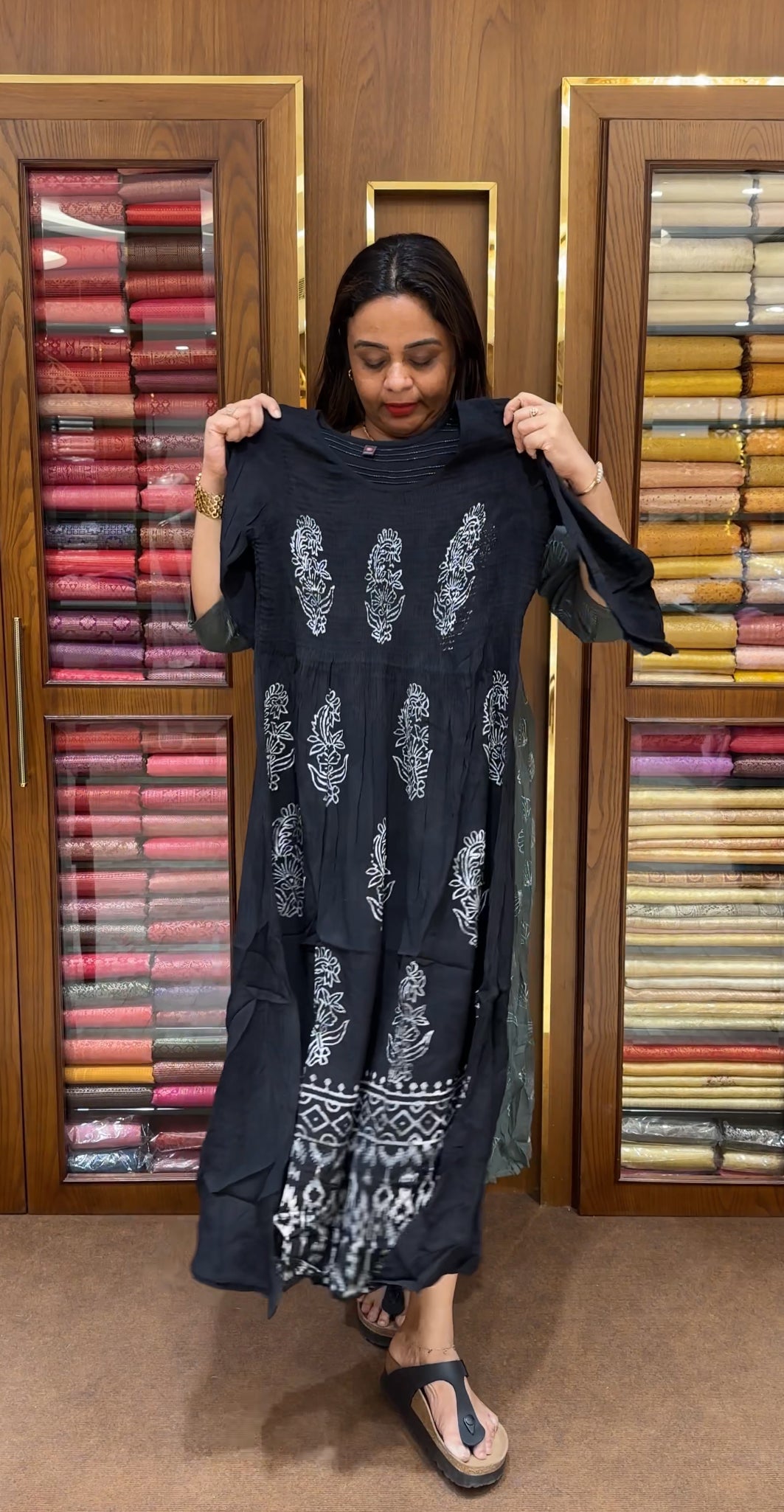 SMOKING PRINTED TOPS - IHA 21903