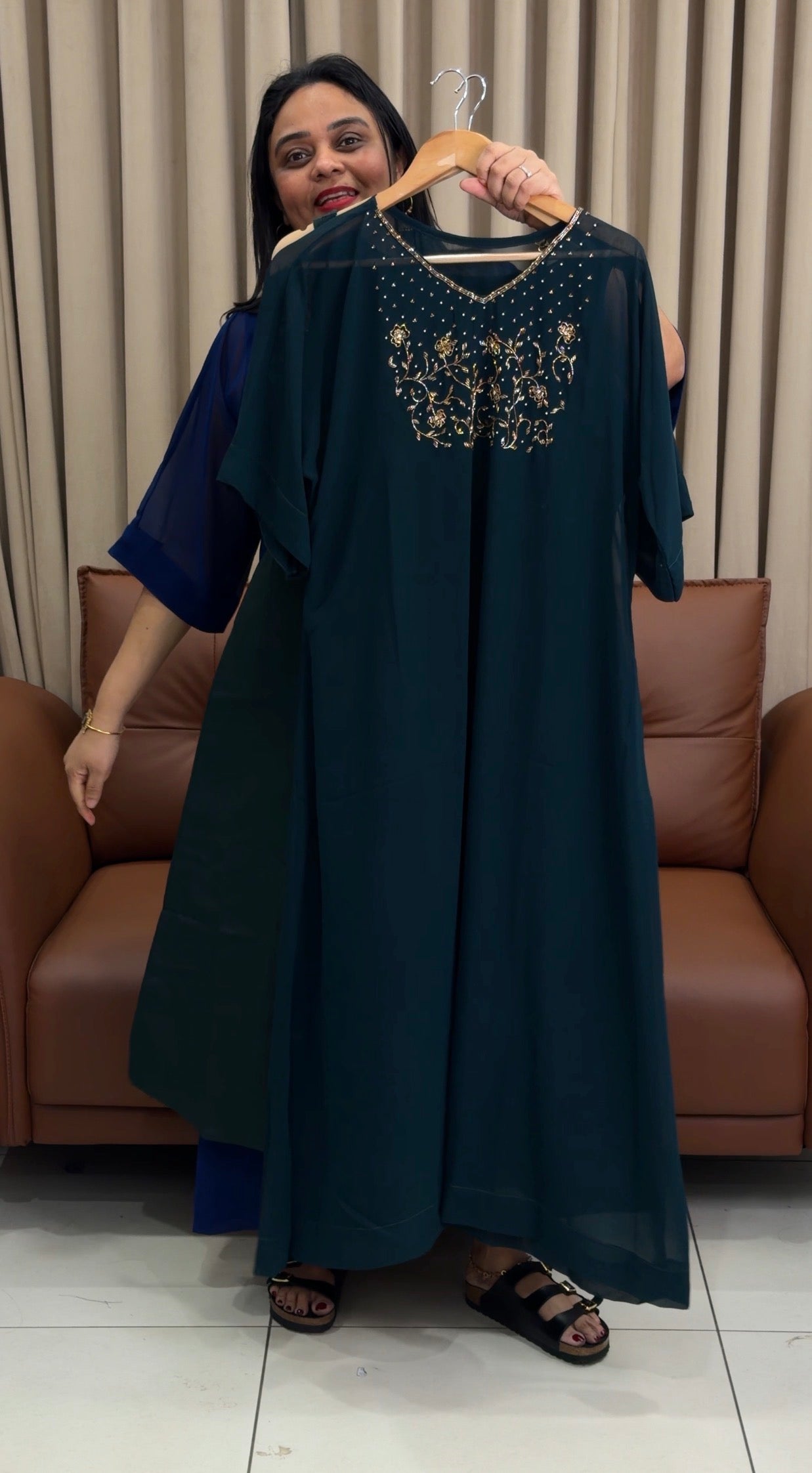 IHA'S IN-HOUSE HAND WORKED TOP -IHA 34078
