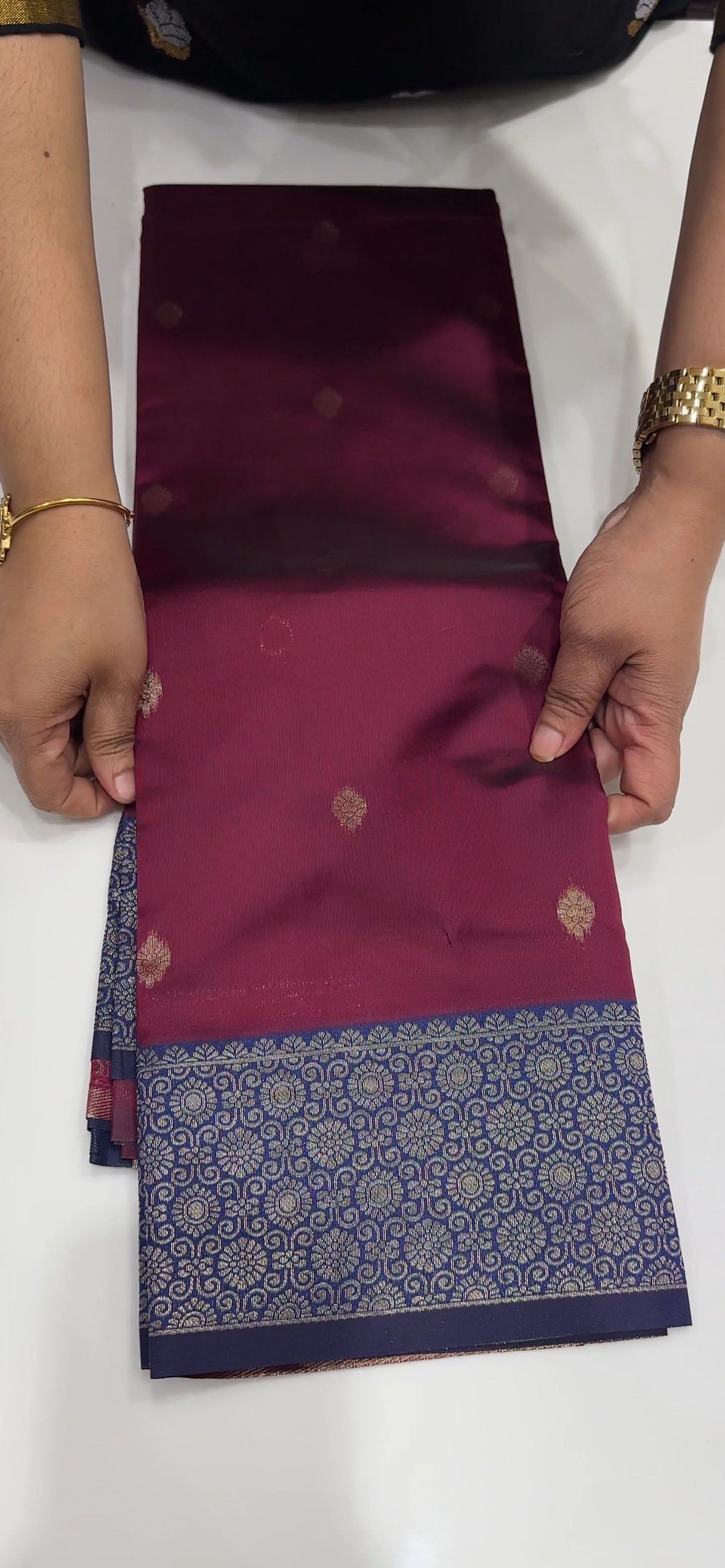 OFFER SALES SAREES - IHA 35502