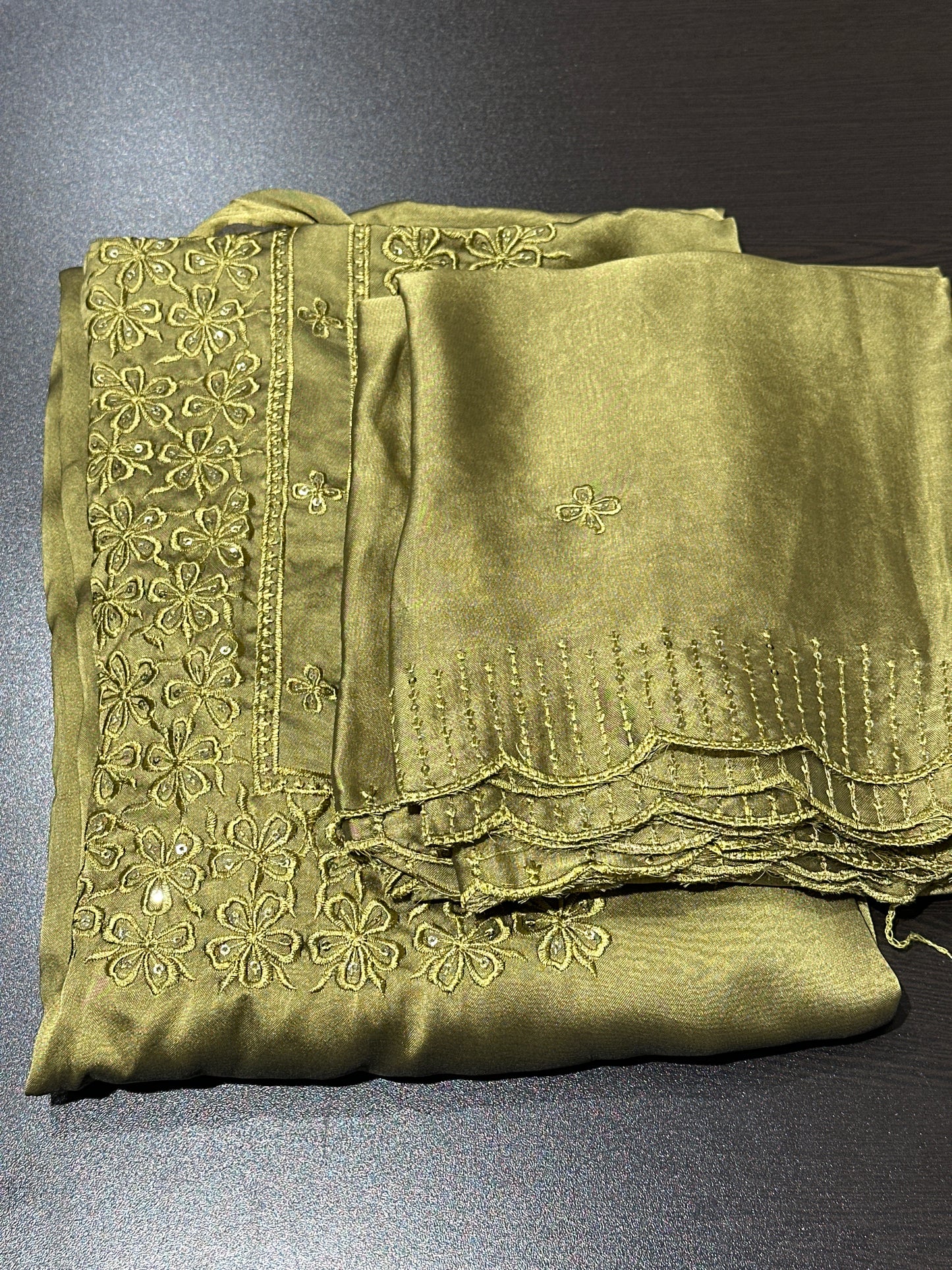 OFFER SALES UNSTITCHED SALWAR SUITS -  IHA 34180