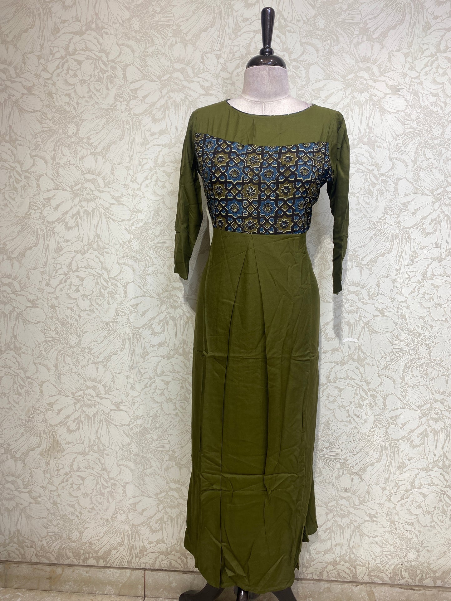 OFFER SALES TOPS COLLECTIONS - IHA 26917